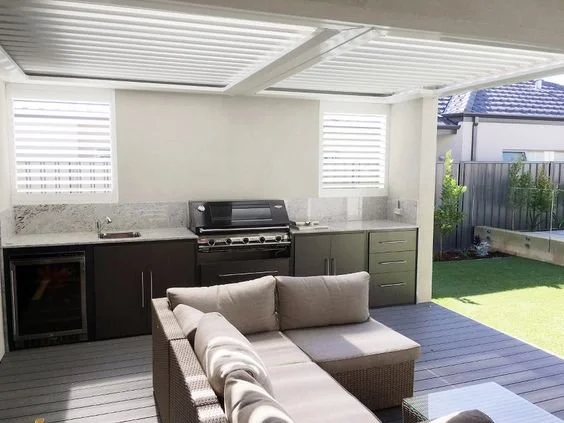 Alfresco Green and Black