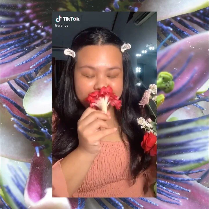 #flowerchallenge on @tiktok @tiktokofficialindonesia went willllllddddd!!! Thaaaaank you to all of youuuu!!!! Tag your friends who should do the #flowerchallenge

 🌺🌼🔥🌼🌺

LIZZGIDDIT!!