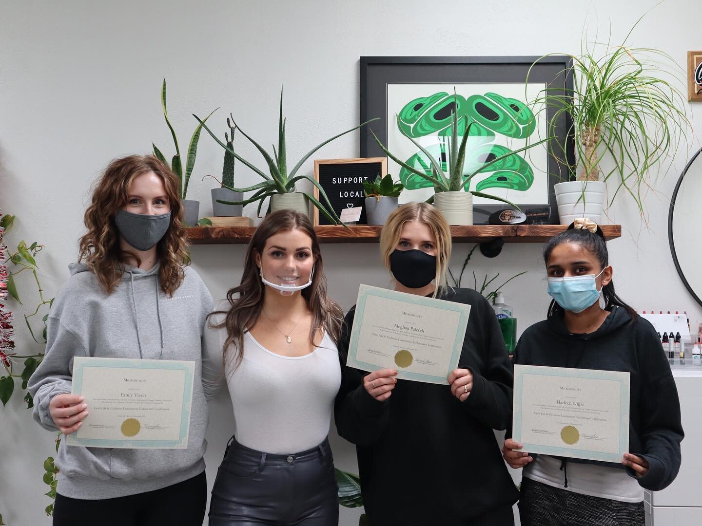 Lash lift and tint/brow lamination course for December was a success 🤍🤍 congratulations to these ladies!