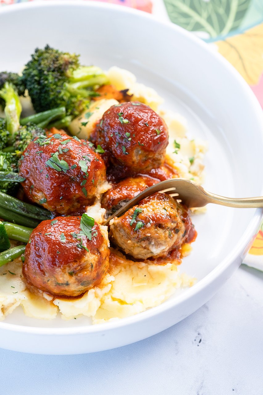 BBQ-Glazed-Turkey-Meatball-Action.jpg