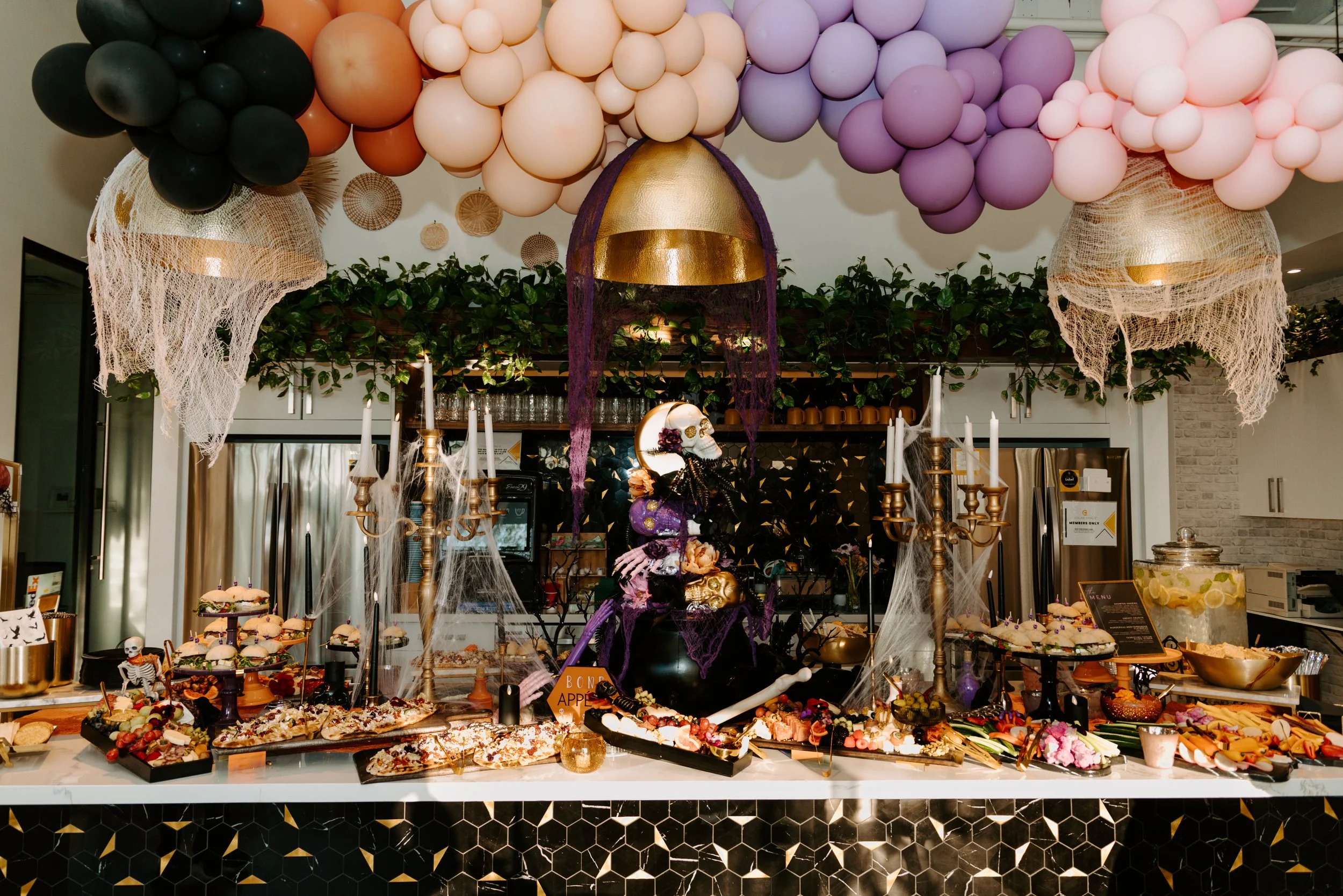 HalloweenSoiree_ColabSpace2023-100.jpg