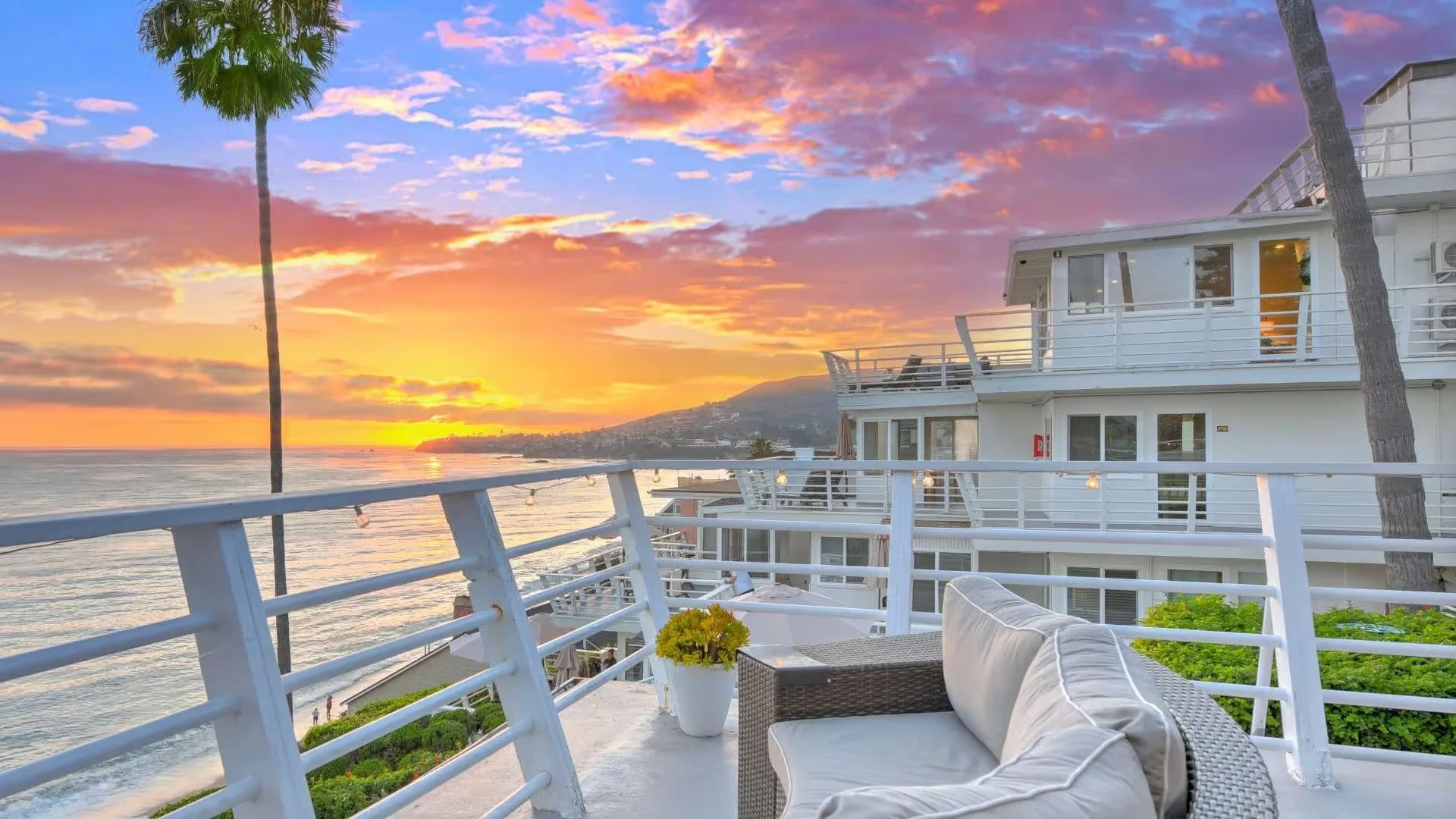 LAGUNA SURF LODGE - LAGUNA BEACH, CA