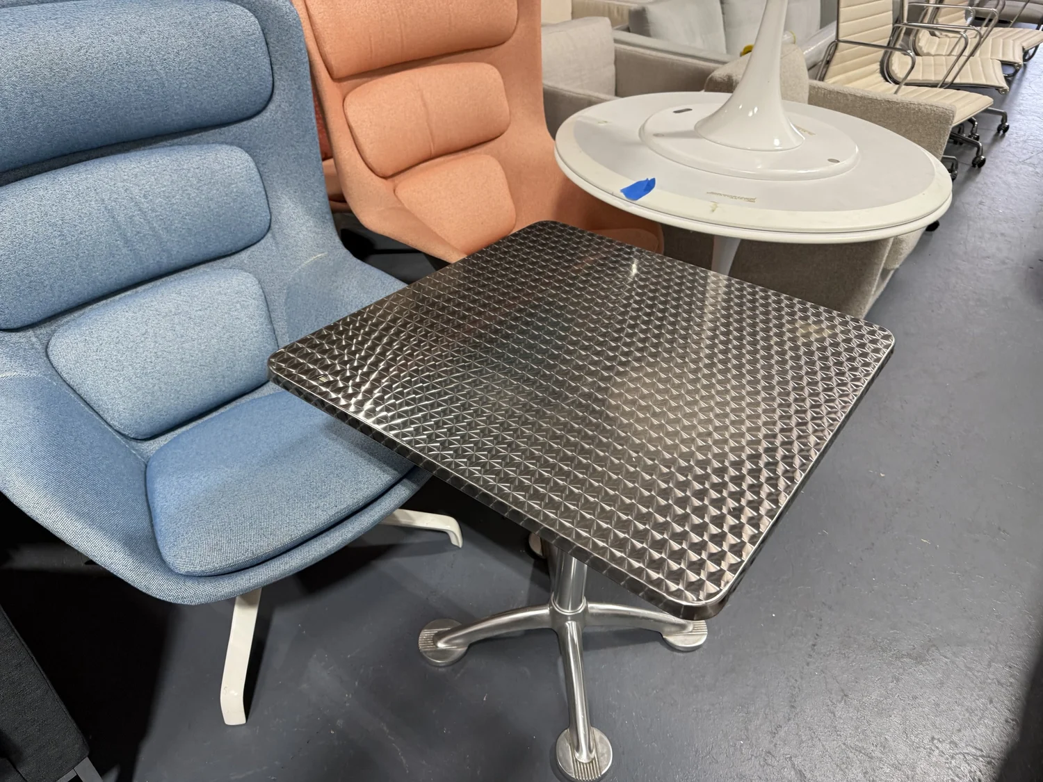 Jorge Pensi Amat Outdoor Square Bistro Table — WANNASOFA