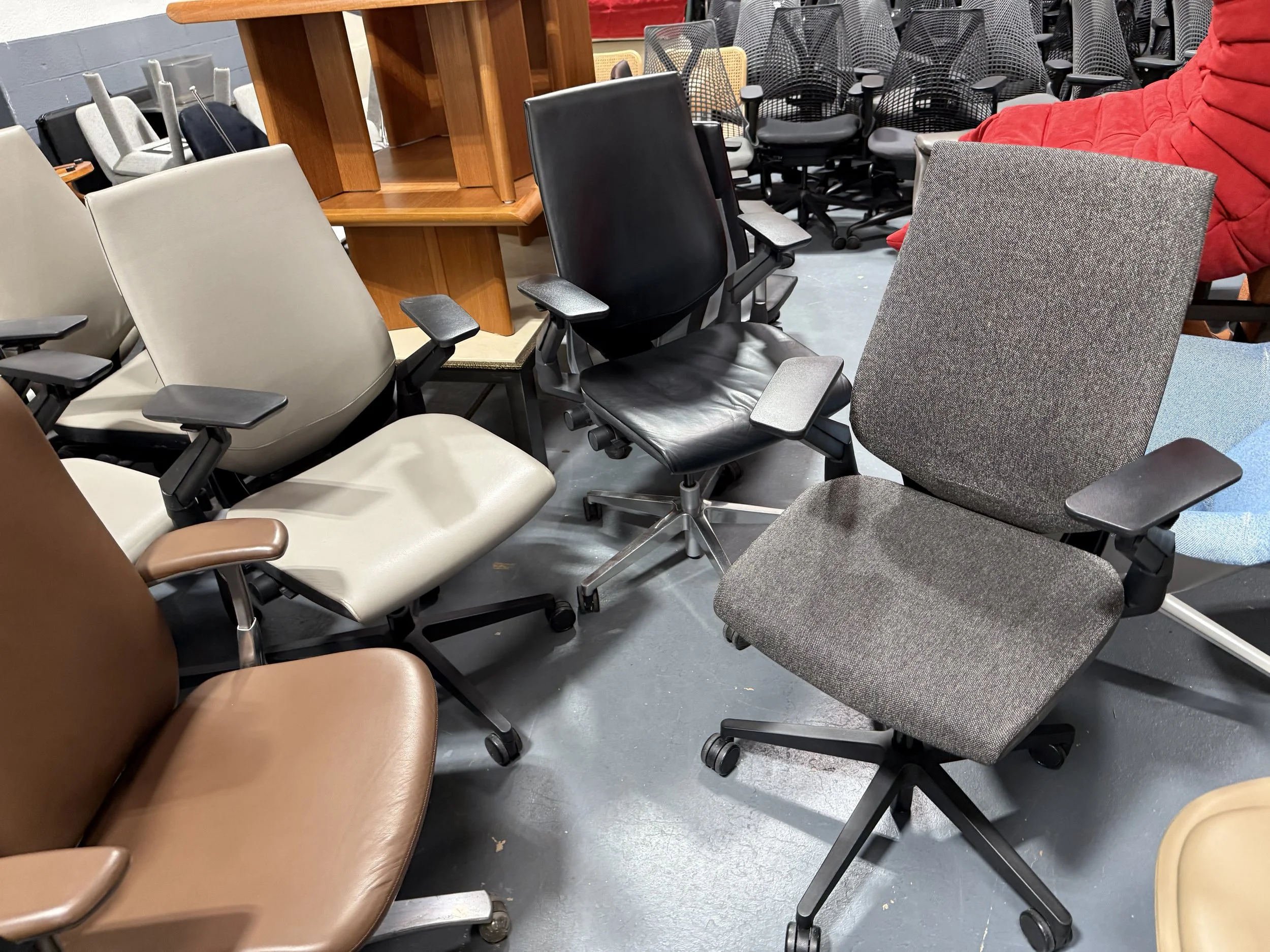 Steelcase Gesture Ergonomic Office Task Chairs 9 AVAILABLE