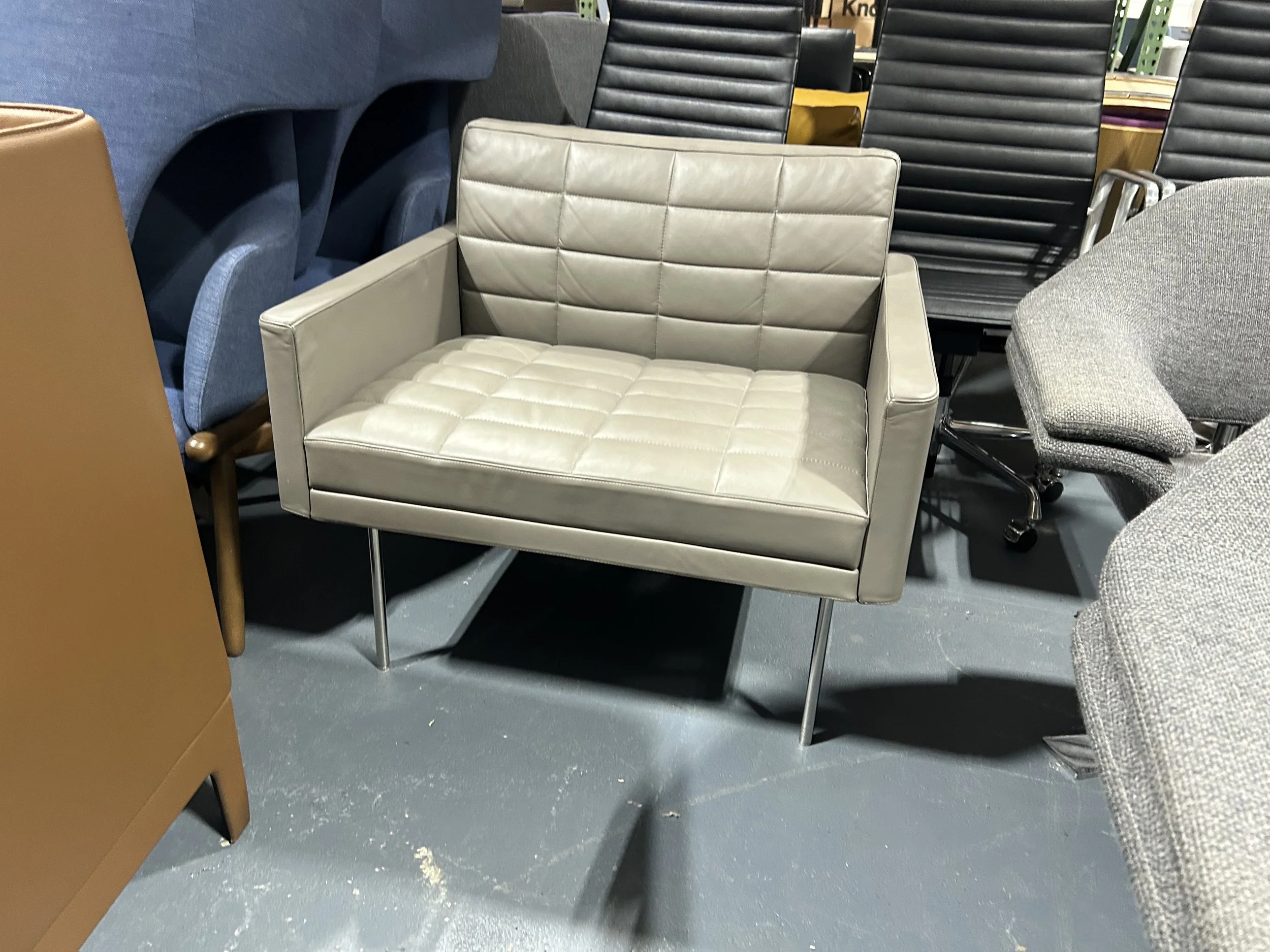 DWR Tuxedo Geiger Herman Miller Lounge Arm Chair