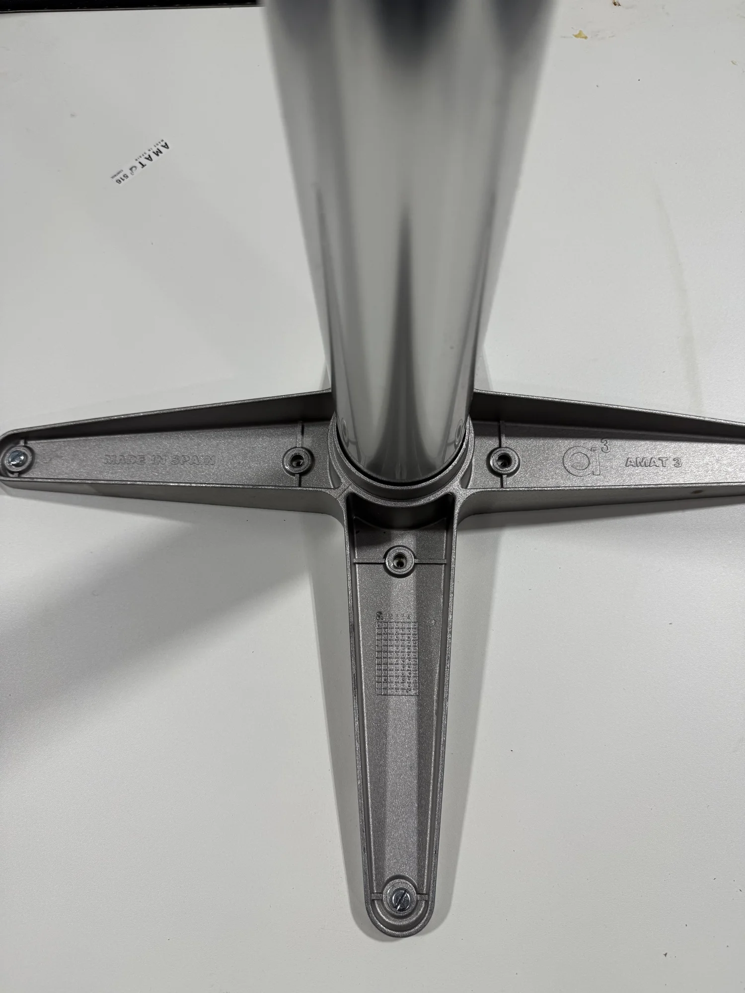 Jorge Pensi Amat Outdoor Square Bistro Table — WANNASOFA