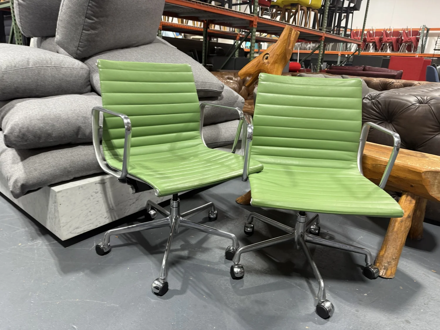 Herman Miller Eames Green Leather Aluminum Task Chairs — WANNASOFA