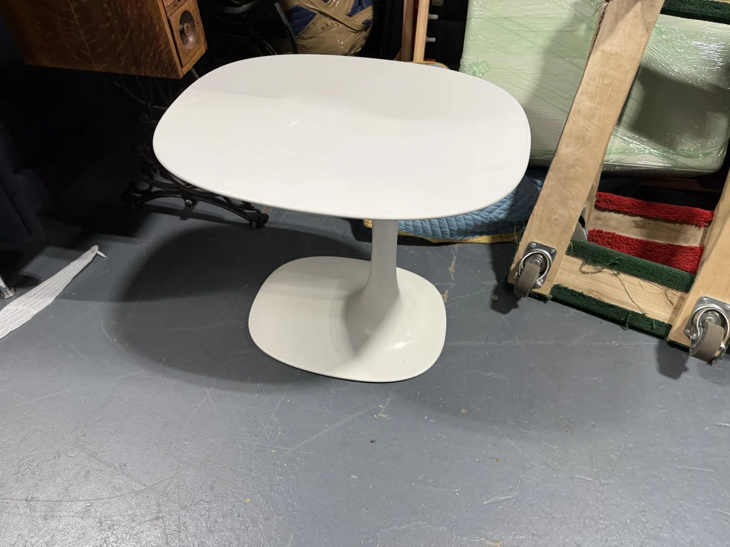 B&B Italia Outdoor Side Table — WANNASOFA