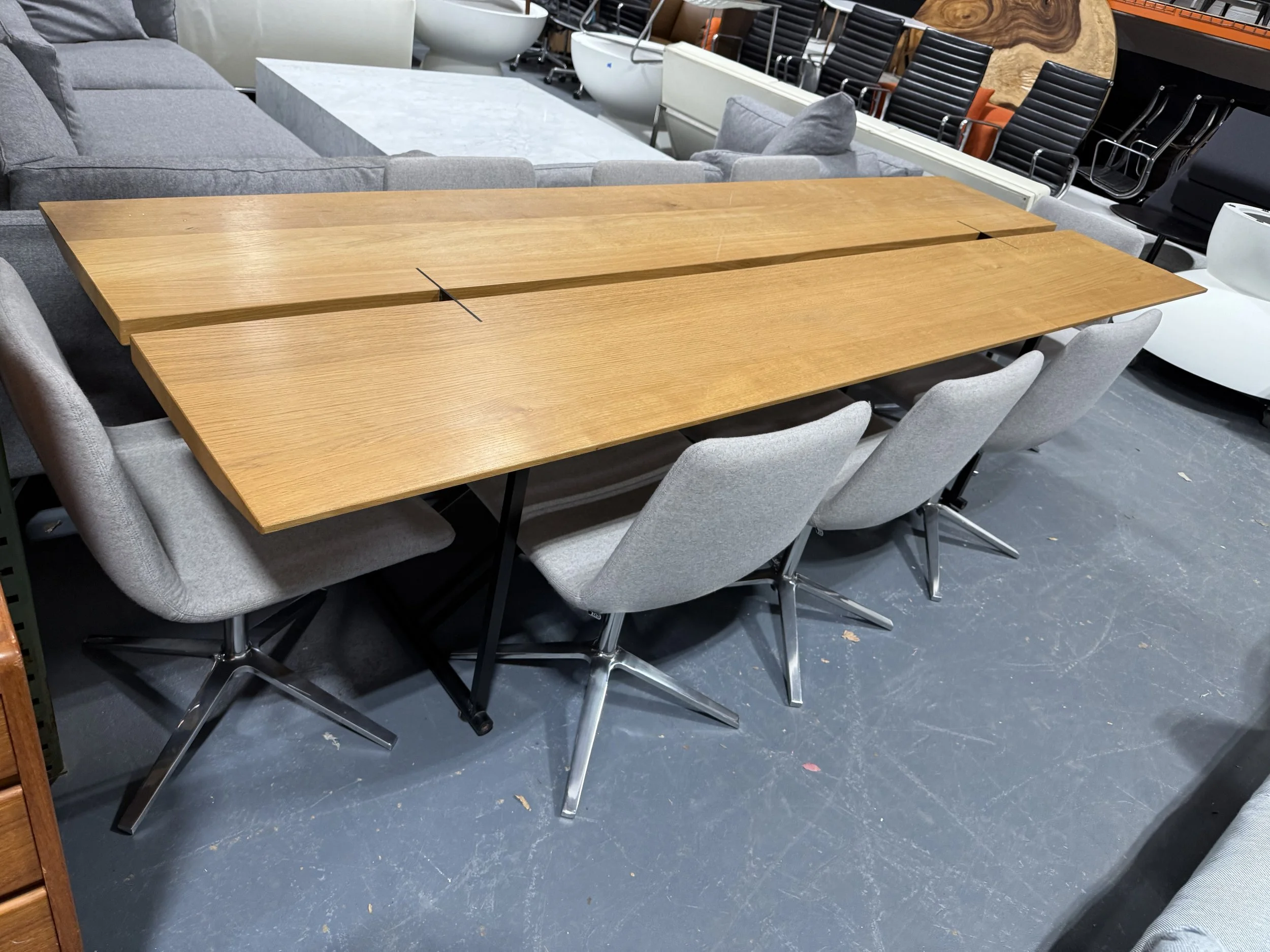 Dining Set 8 X B&B Italia Swivel Dining Chairs and Holly Hunt Oak and Metal Dining Table 9PCS