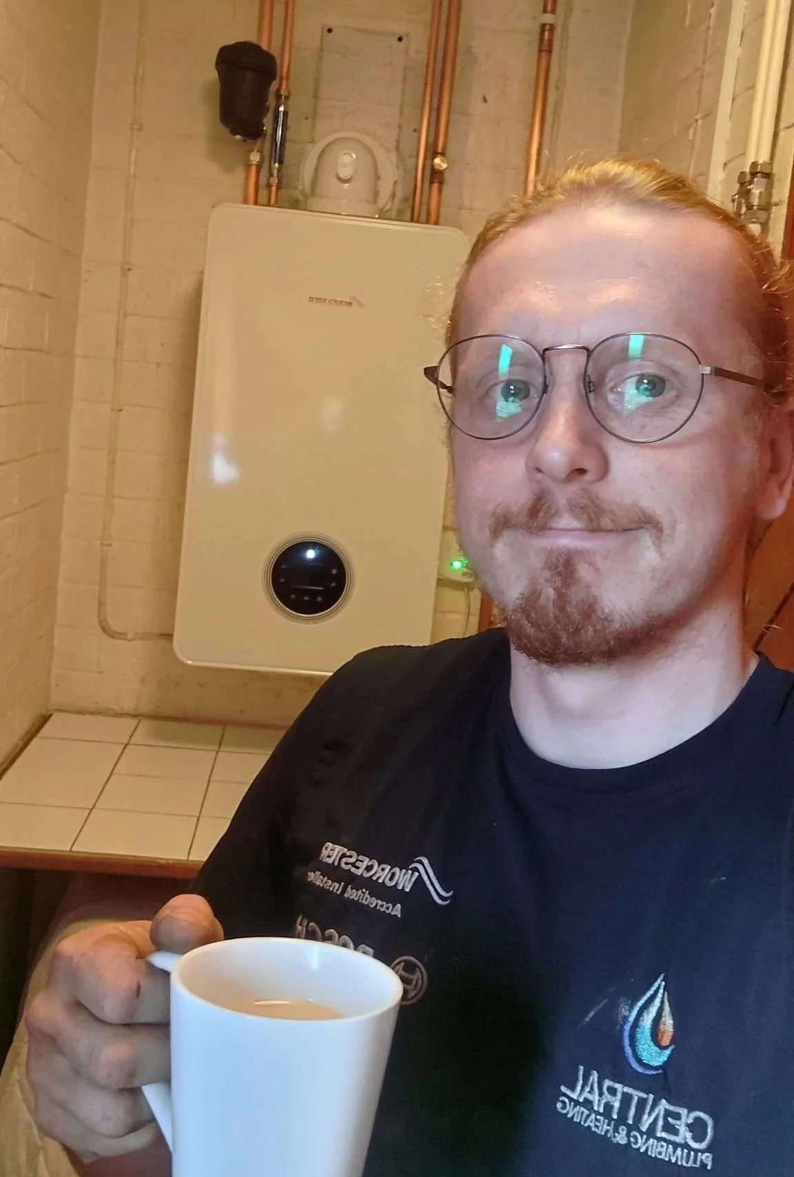 Central engineer Jason with a newly installed Worcester Bosch boiler