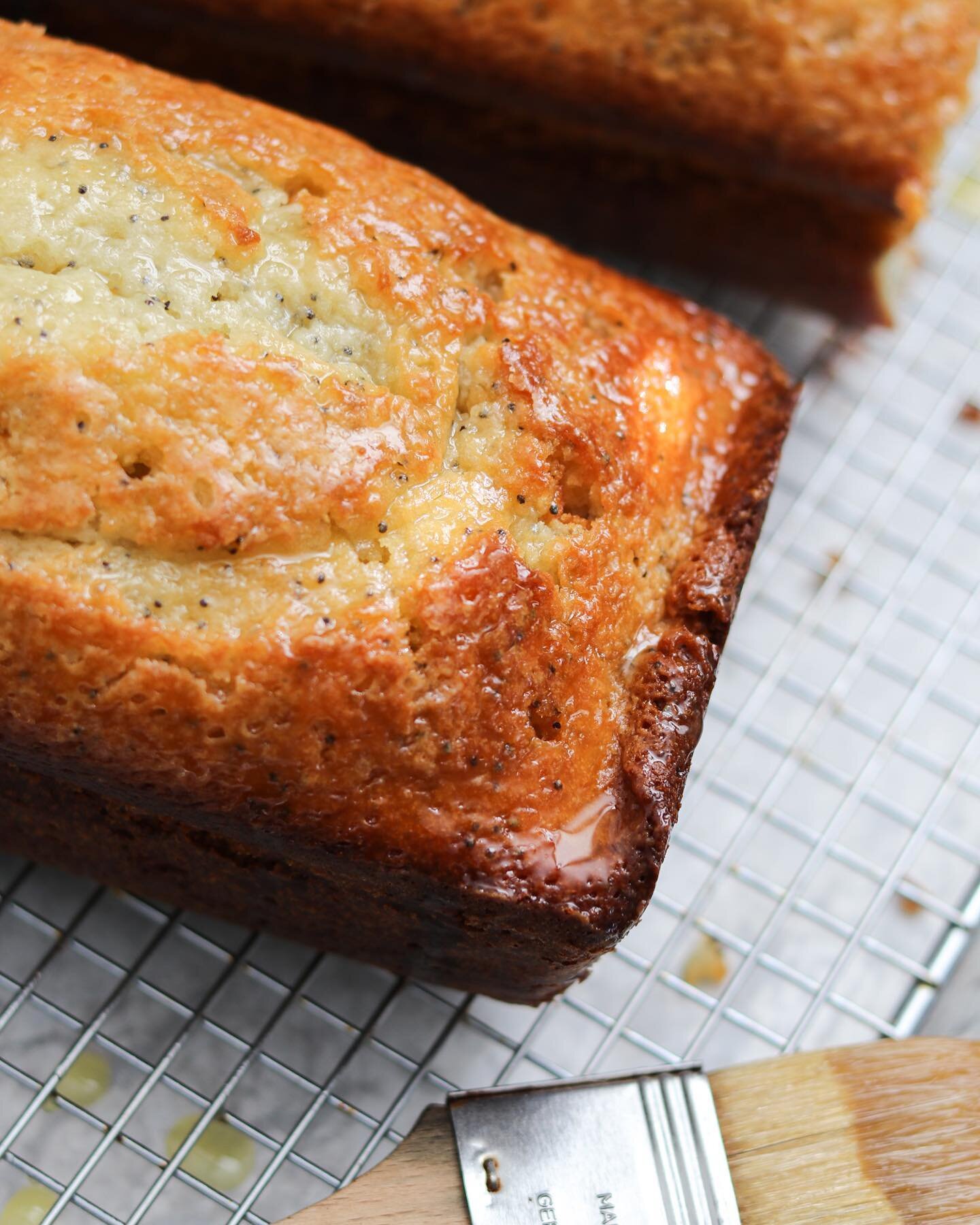 A simple bake for a Sunday afternoon. This Almond Poppyseed cake from Dessert Person by @csaffitz is just that. Simple but sooo delicious. It&rsquo;s supposed to be a Bundt, but I decided to throw it into two loaf pans. Means I can share right? 
&bul