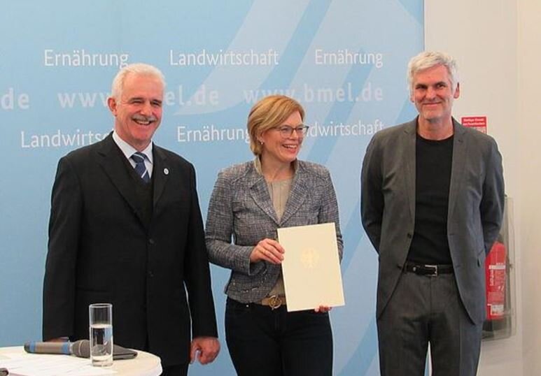 DIWAKOPTER: Multikopter-Einsatz in Weizen und Raps