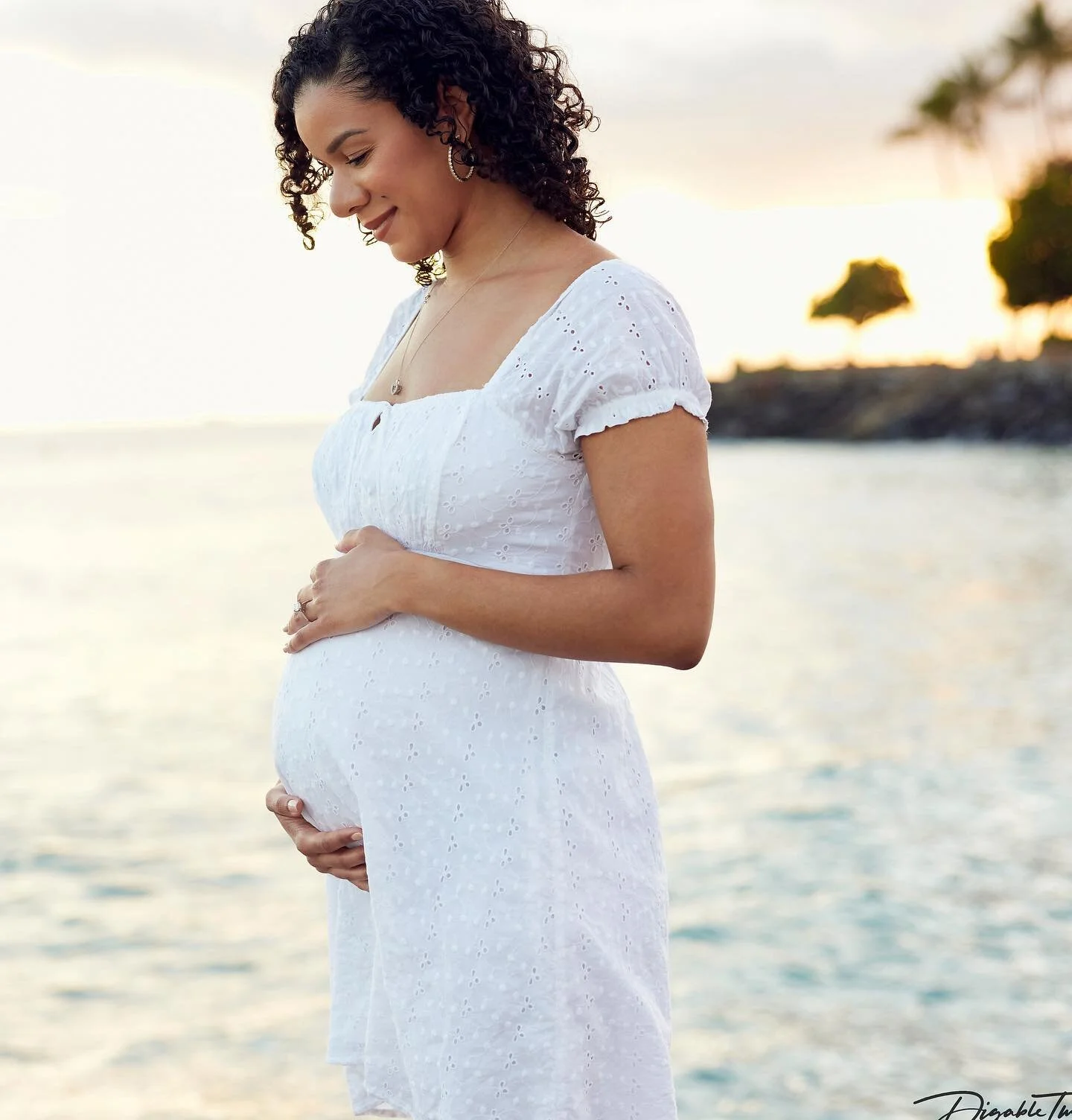 I think that maybe there's nothing more satisfying than capturing a Maternity Shoot turned Surprise Engagement. Loved it. I'd like a few more please.
-
-
-
-
-
#digableimages #oahu #oahuhawaii #maternity #momtobe #luckywelivehawaii #babybelly #engage