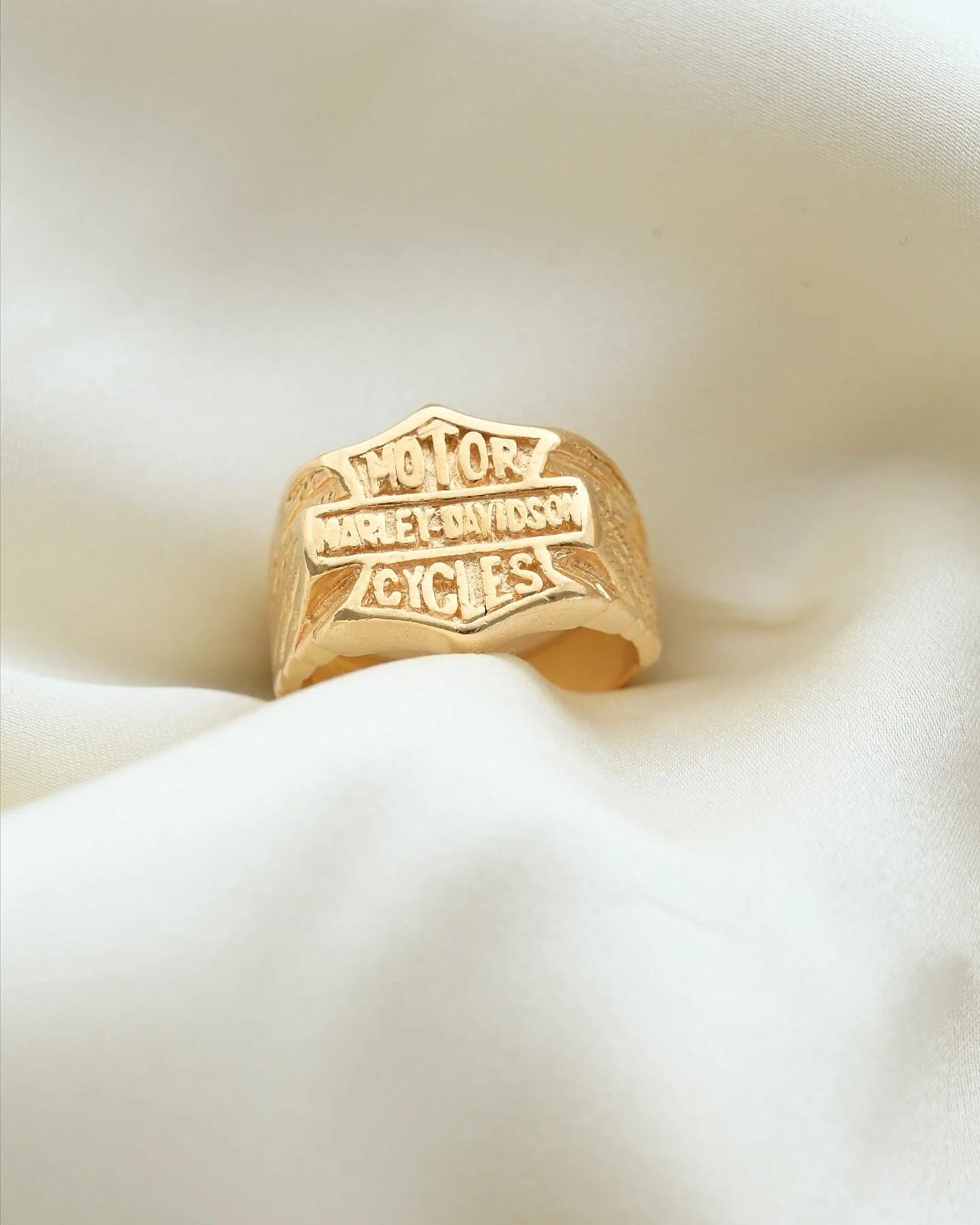 Amazing Collectible Harley Davidson Ring 15.5 Grams 18K Gold 1950s