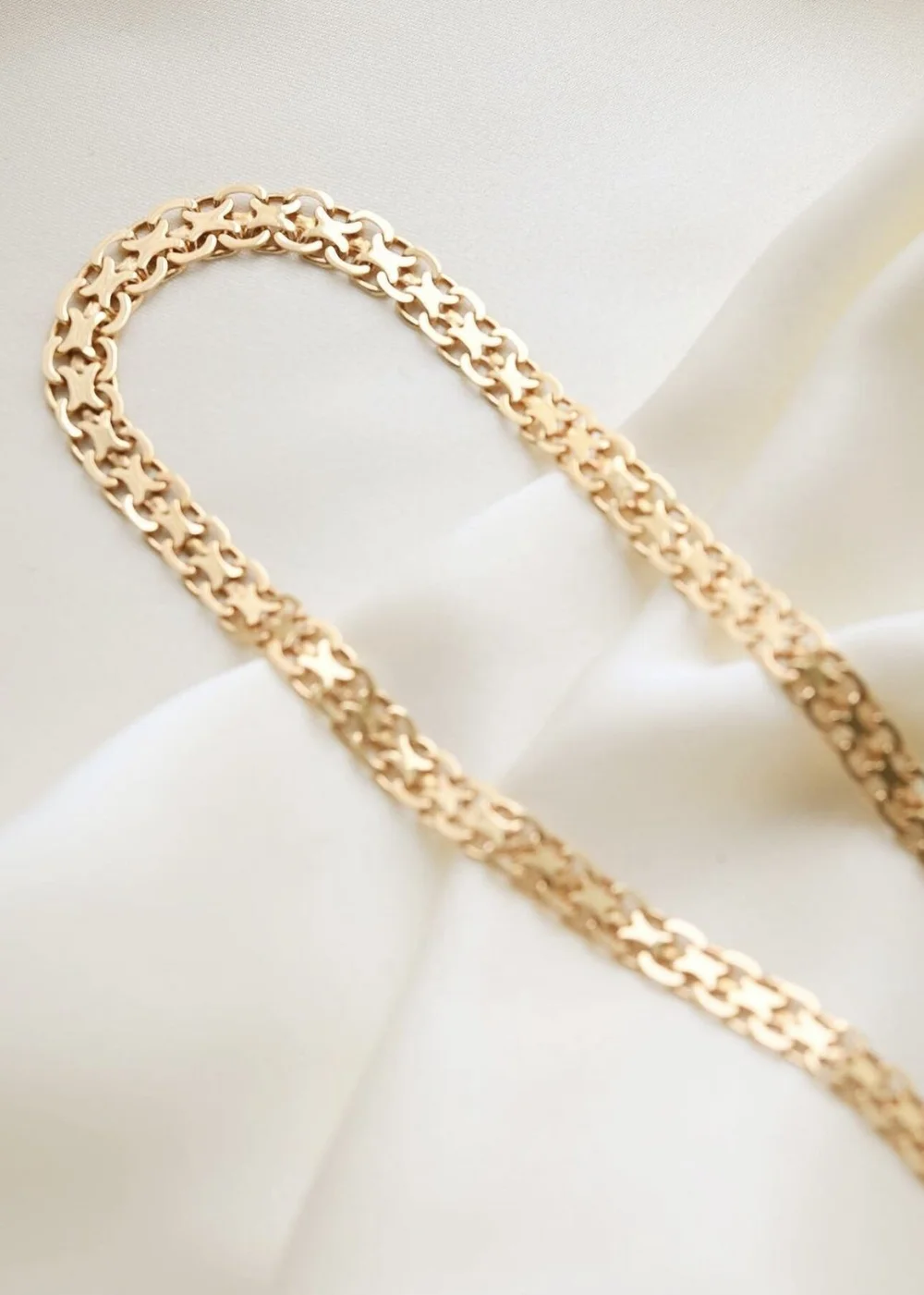 Special Swedish Necklace 18K Gold 1954 Oldmine