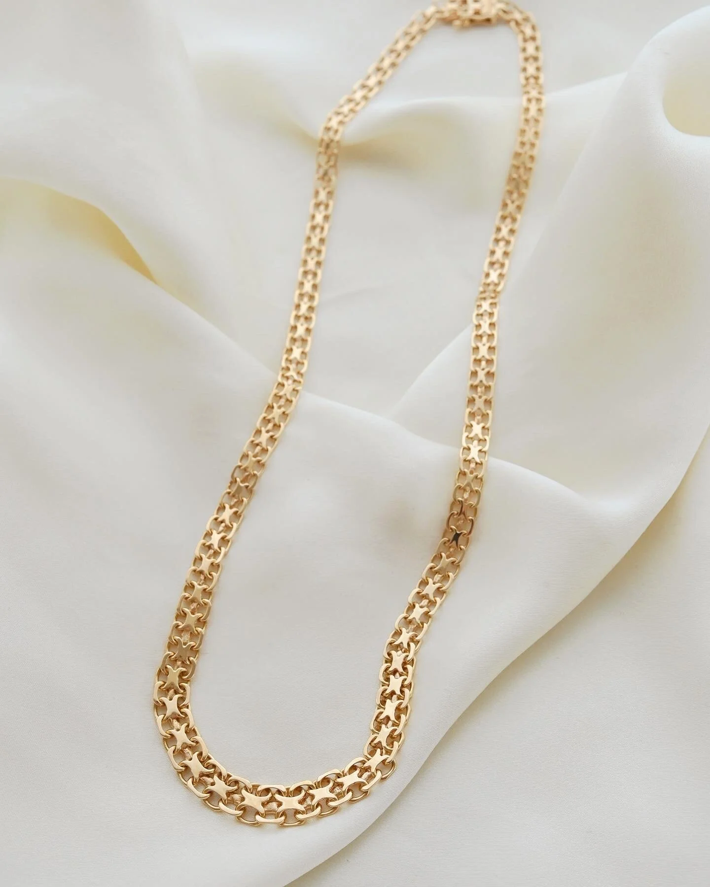 Heavy 17 Inches Swedish Vintage X Link Necklace 18K Gold 1961 Oldmine