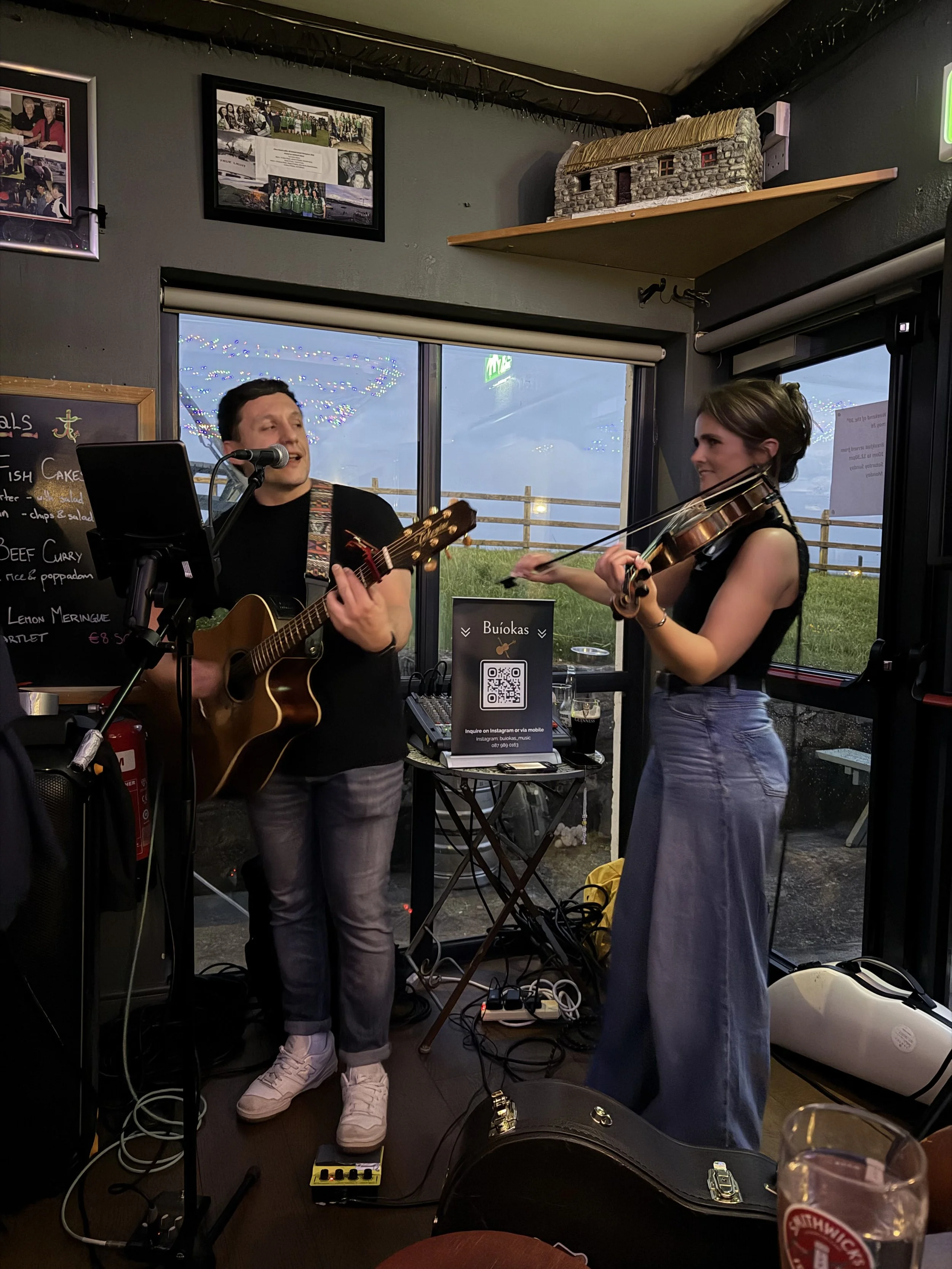 Anchor Bar Live Music