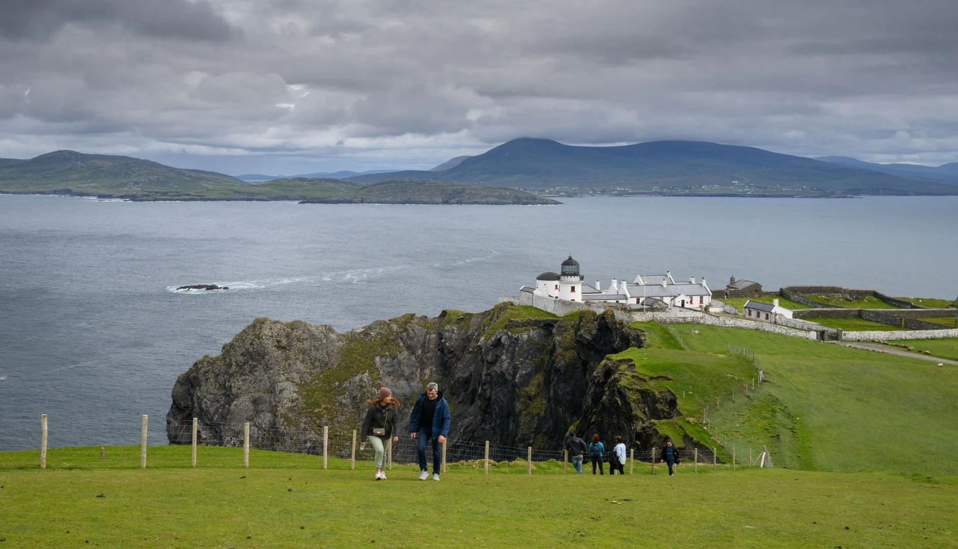 clare-island-lighthouse-hillwalkers-clew-bay-view 3543.jpg