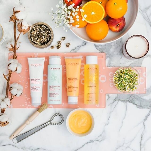 Are you getting your daily dose of vitamins? 🍊 Don't forget, your skin needs it too!

Over 250 natural plant extracts are used in our formulas, so you can be sure your skin is getting all the nutrition it needs for a healthy, radiant complexion ❤️ #