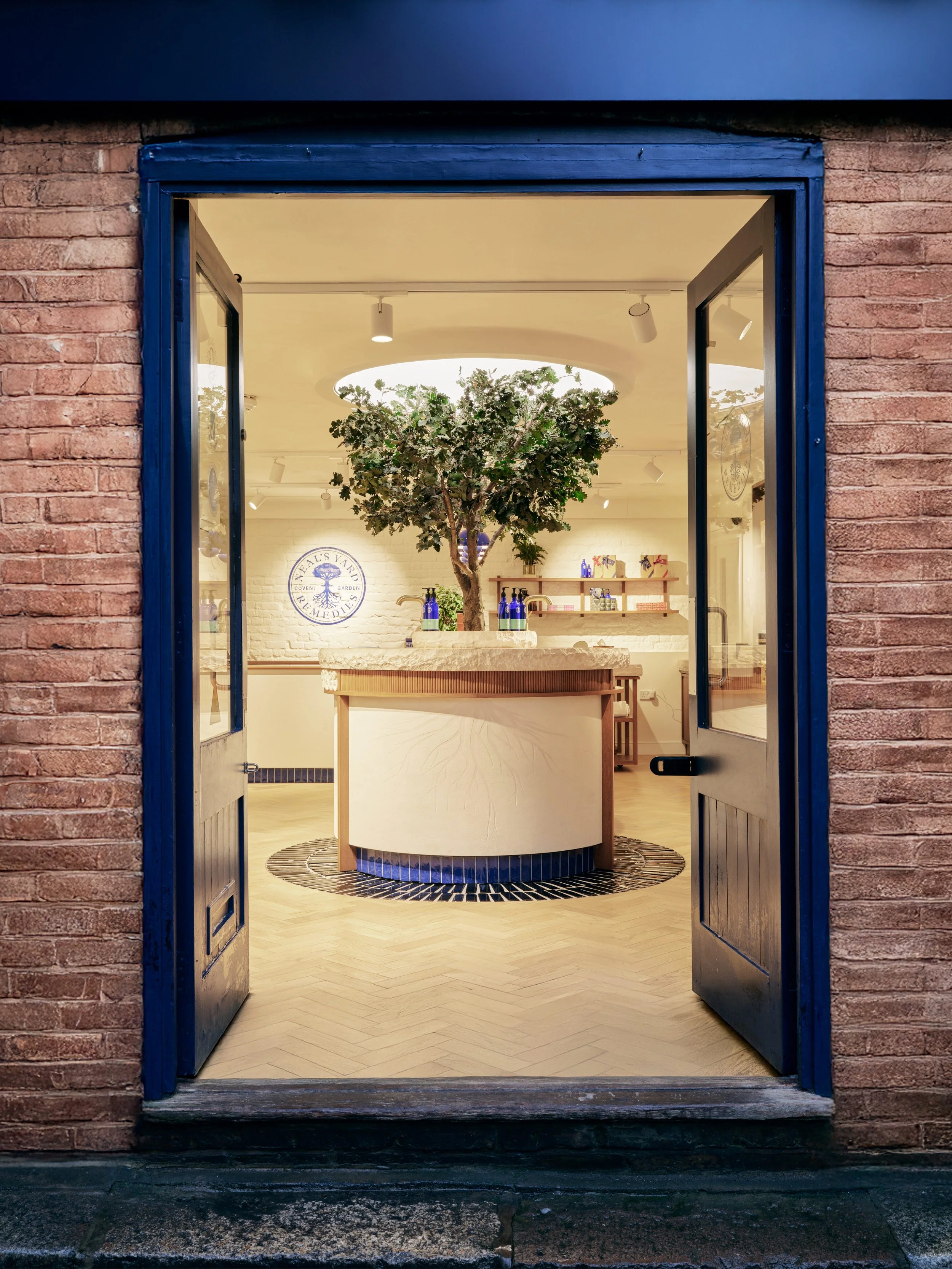 3_NYR CG_Ext Entrance.jpg