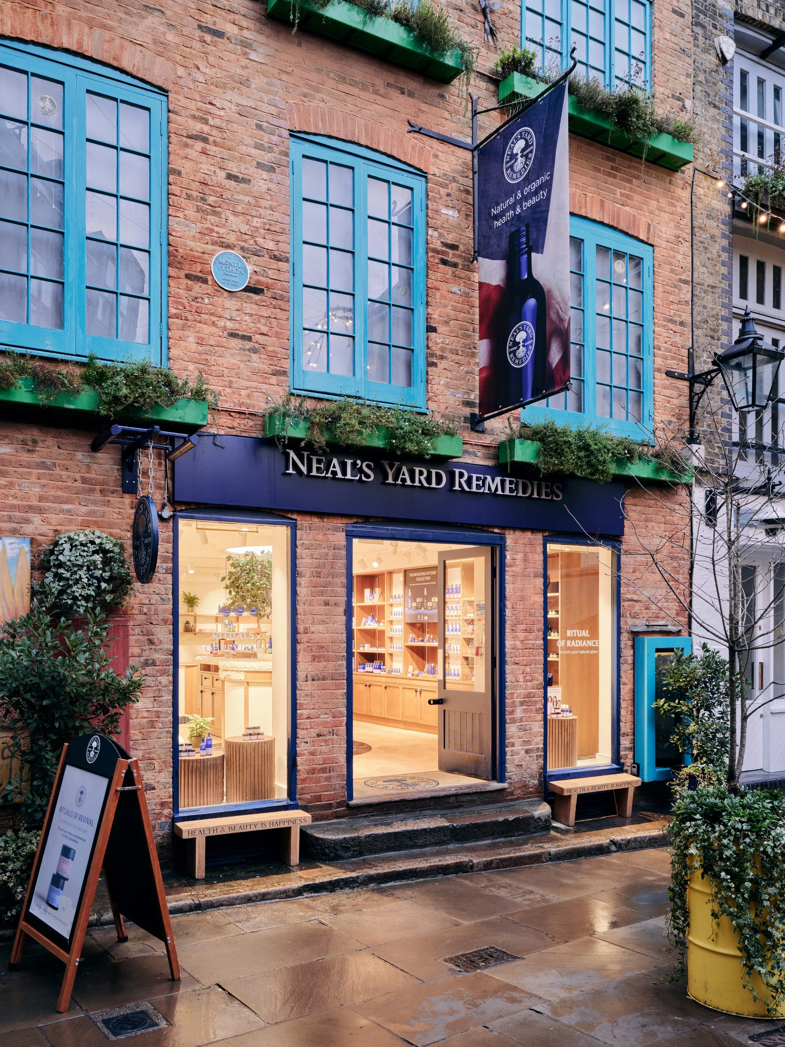 1_NYR CG_Ext Facade.jpg