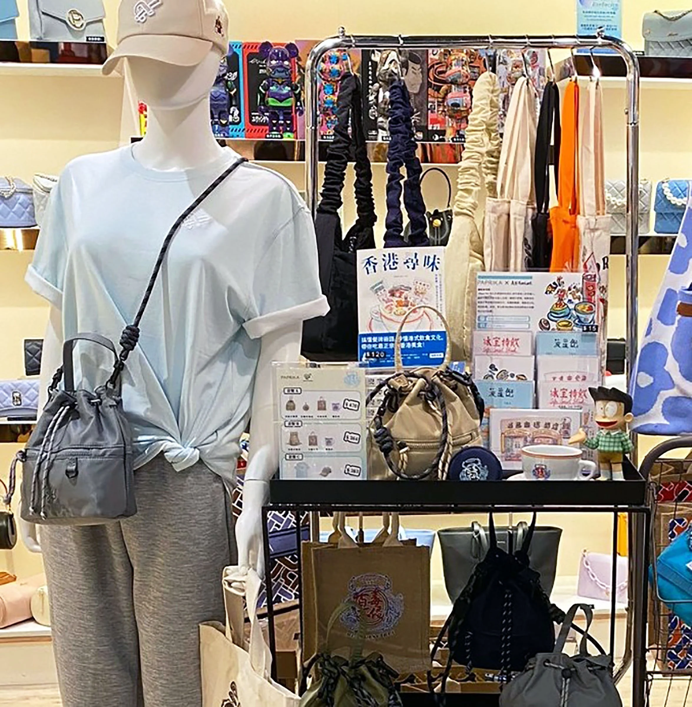 09_Paprika_shop display02_mk.jpg