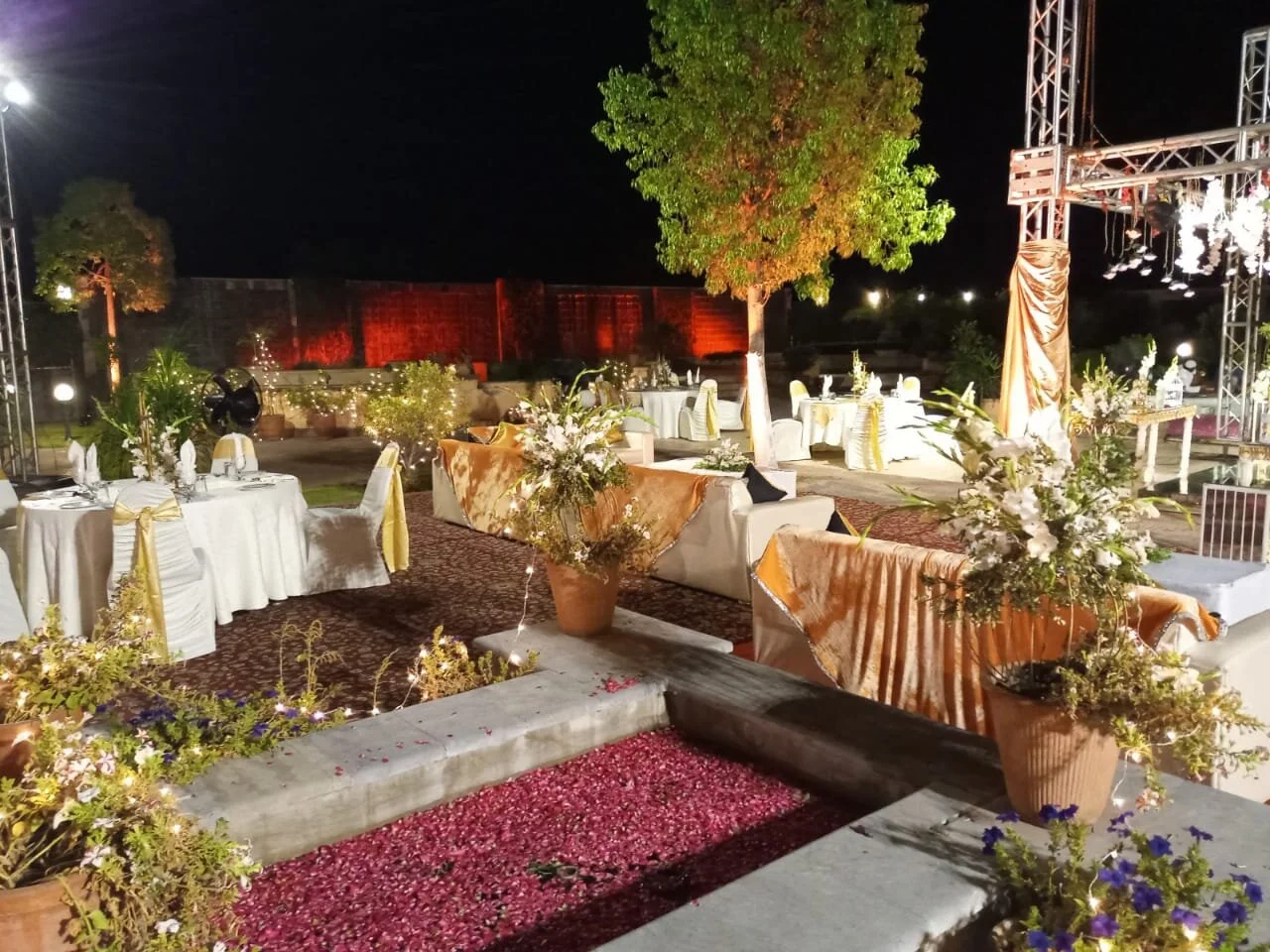 The Ultimate Outdoor Catering Experience โ Hanif Rajput