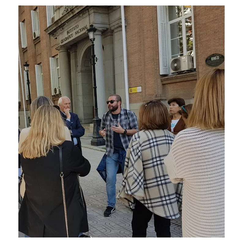 explicando 2.jpg