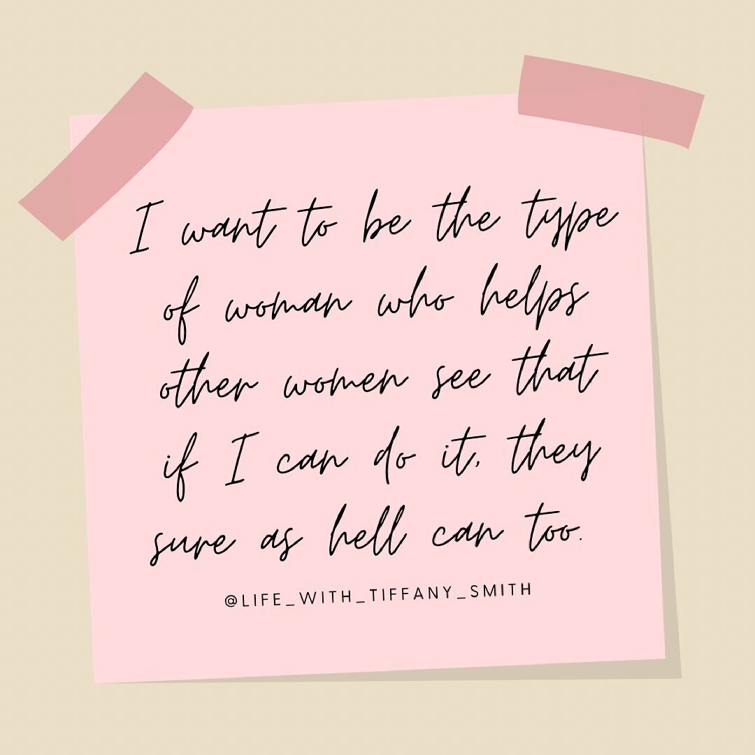 I had 3 new artists join my Seint social selling team yesterday! 

We&rsquo;re now 49 women strong and slaying personal goals with 48 cheerleaders by our side💓

If you&rsquo;ve considered making money online, via social selling/influencer marketing,