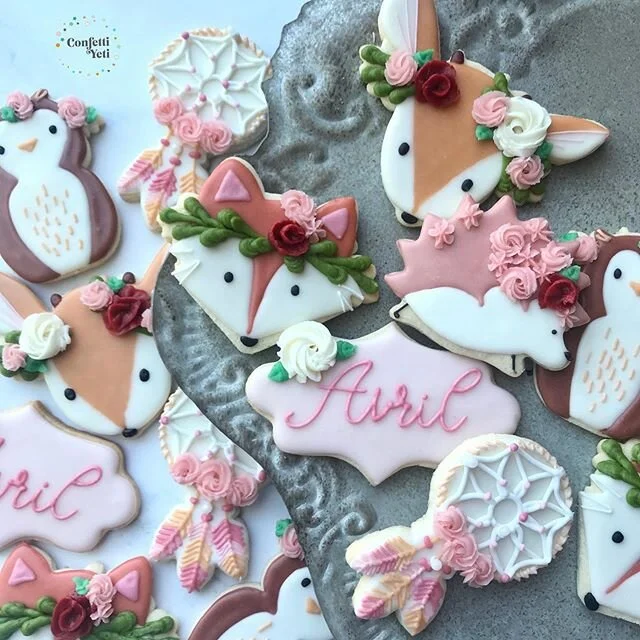 Woodland animals always make me happy. 
#confettiyeticookies #woodlandanimalscookies #bohocookies #dreamcatchercookies #buttercreamflorals #owlcookies #porcupinecookies #deercookies #foxcookies #babyshowercookies #decoratedsugarcookies #customsugarco