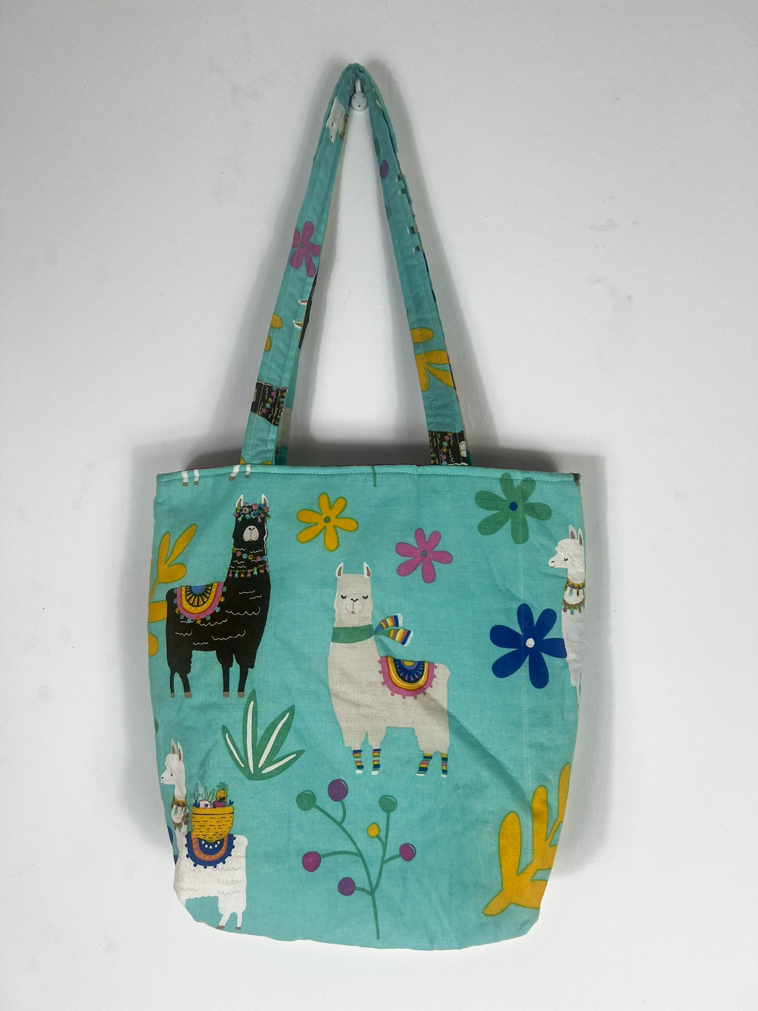Recycled Fabric Tote Bag – Handmade & Unique - Alpaca