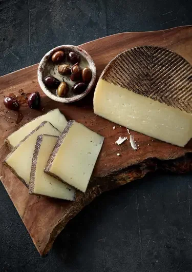 cheese-type-manchego.jpg.webp
