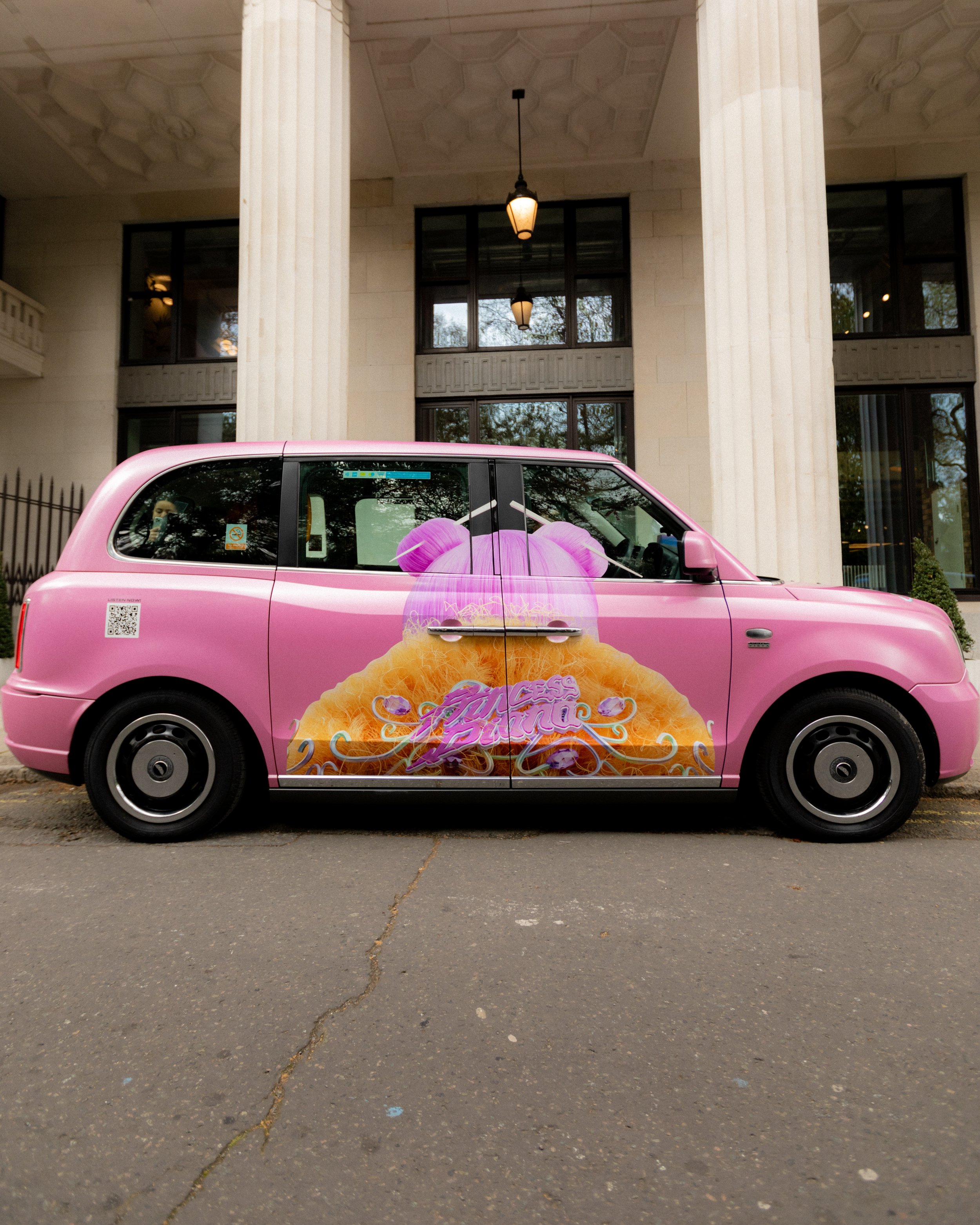 ice-spice-nicki-minaj-princess-diana-ben-awin-taxi-london-42.jpg