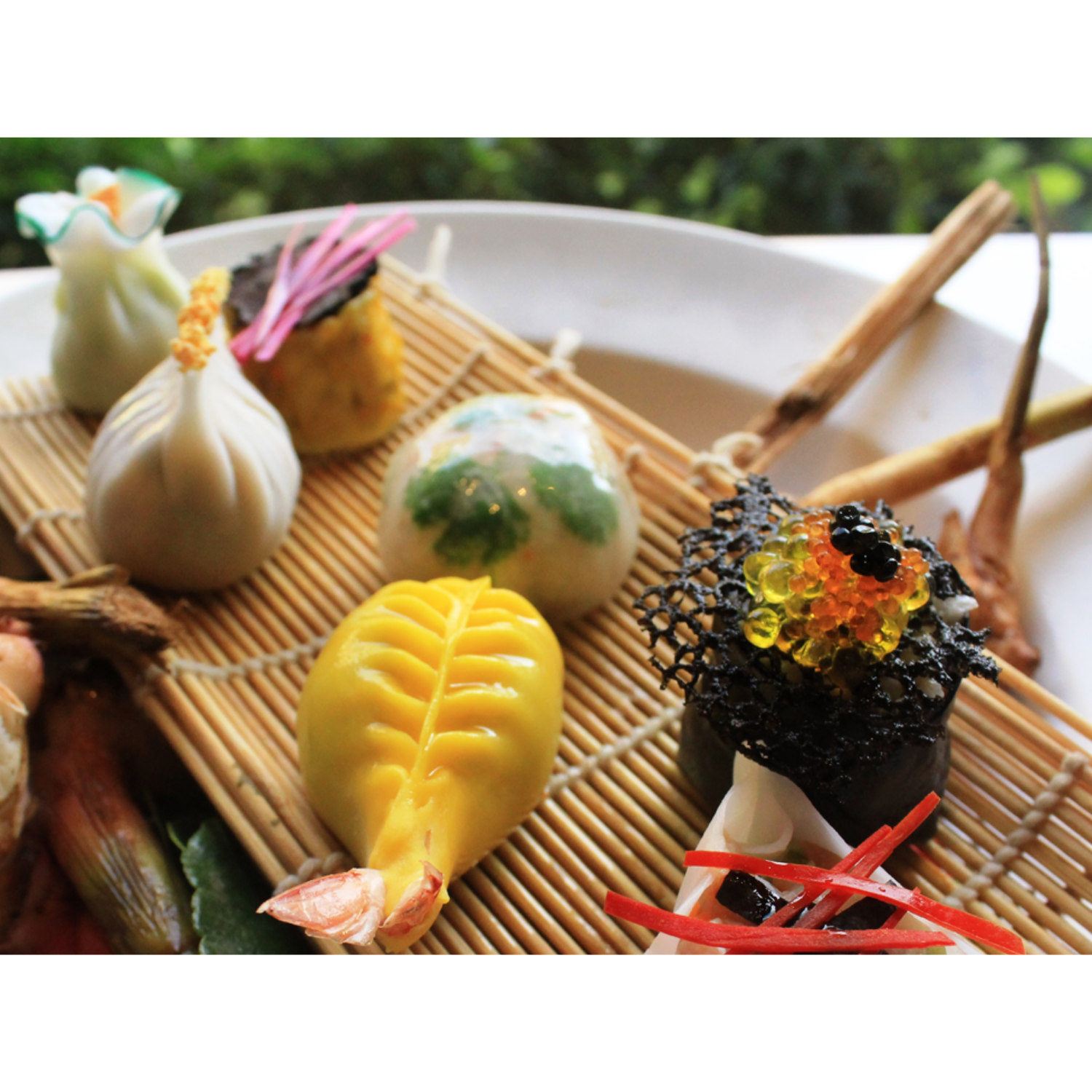 Here are 7 new places to eat at in Mumbai. (ELLE)