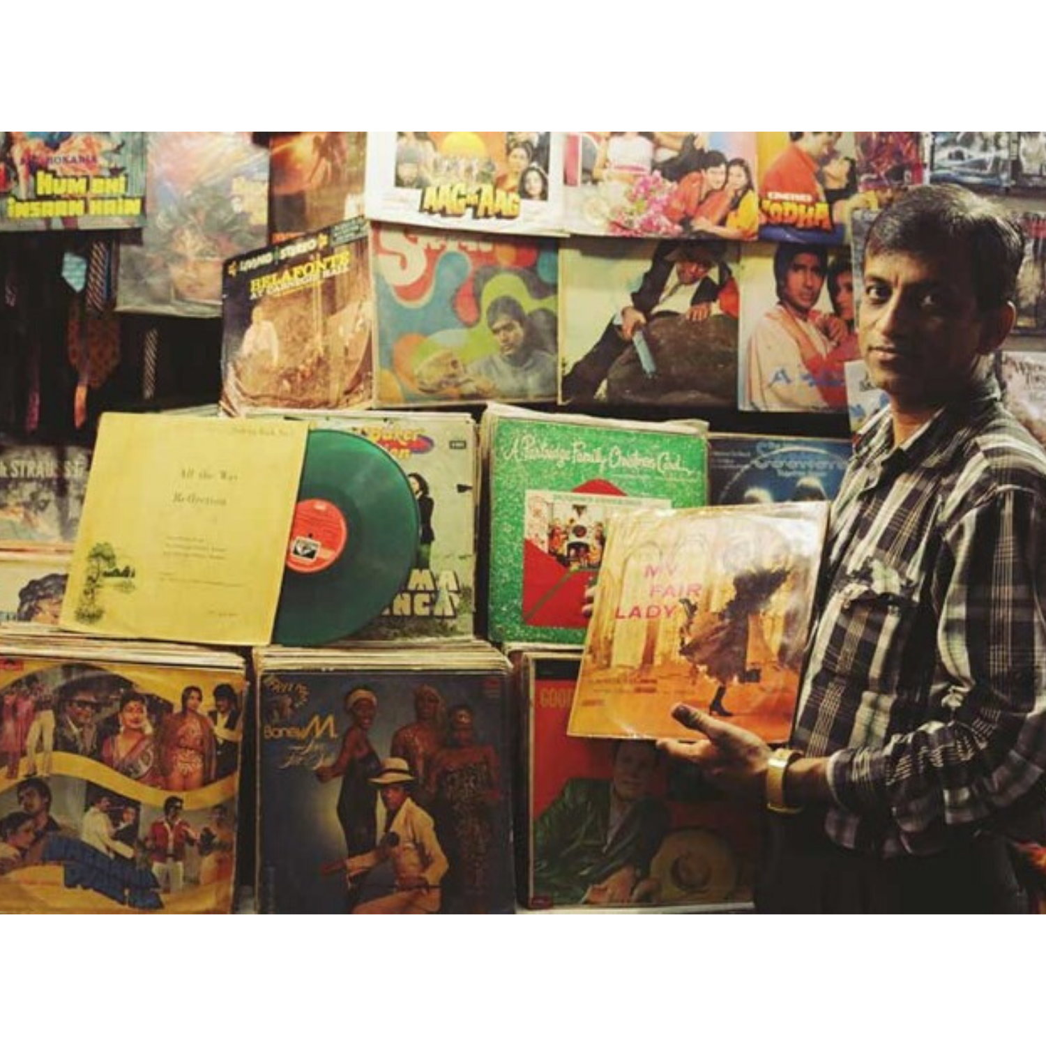 An Afternoon With Abdul Razzak, Mumbai’s Vinyl Street Vendor. (Homegrown)