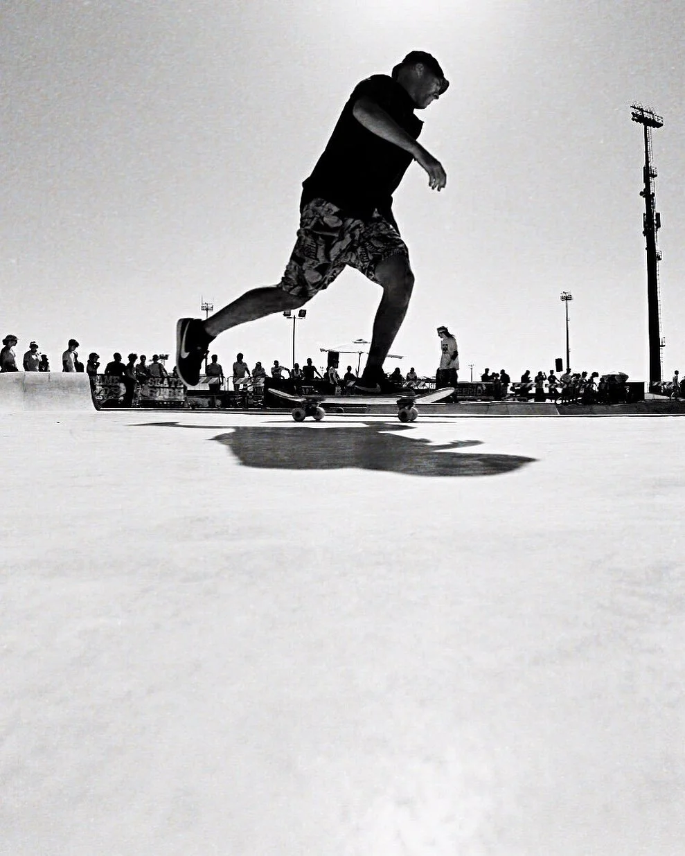 #tbt 📸 .
.
. 
#skateboard #skateboardingisfun #skateeverydamnday #skatepark #skateordie #skate #skatelife #skateboardphotography #skateboarding #sk8 #concretesurfing #tbthursday