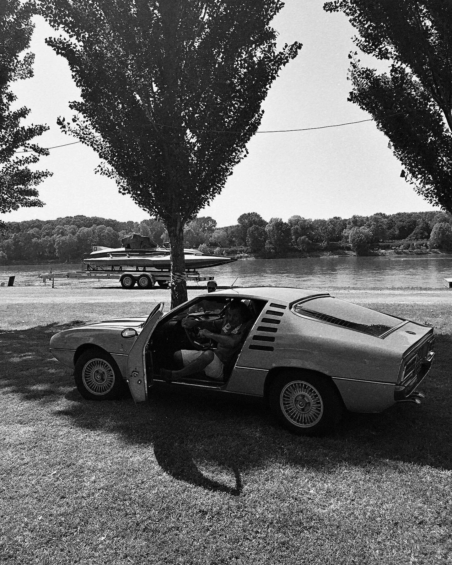 Montreal meets Italy
.
.
.
.
#alfaromeo #alfaromeomontreal #montreal #drivetastefully #classiccars #italiancars #blackandwhitephotography #nikon