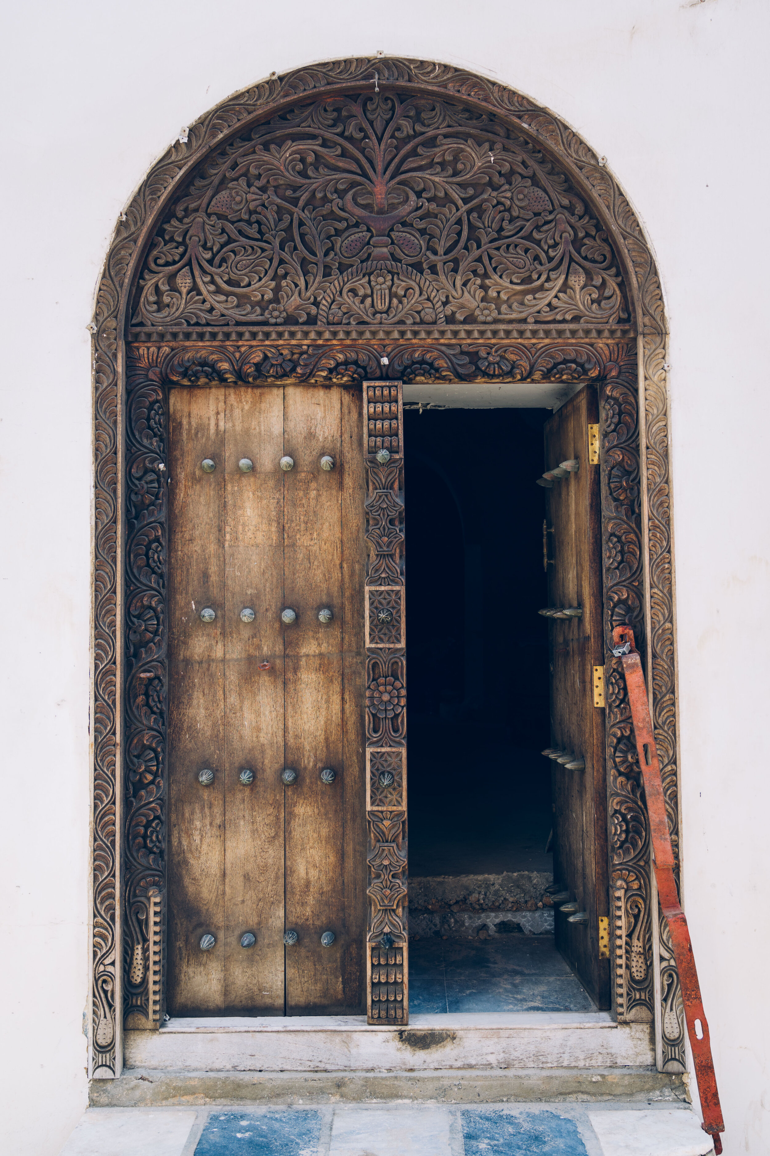 Doors of Stone Town, Zanzibar - I Dig Hardware - Answers to your