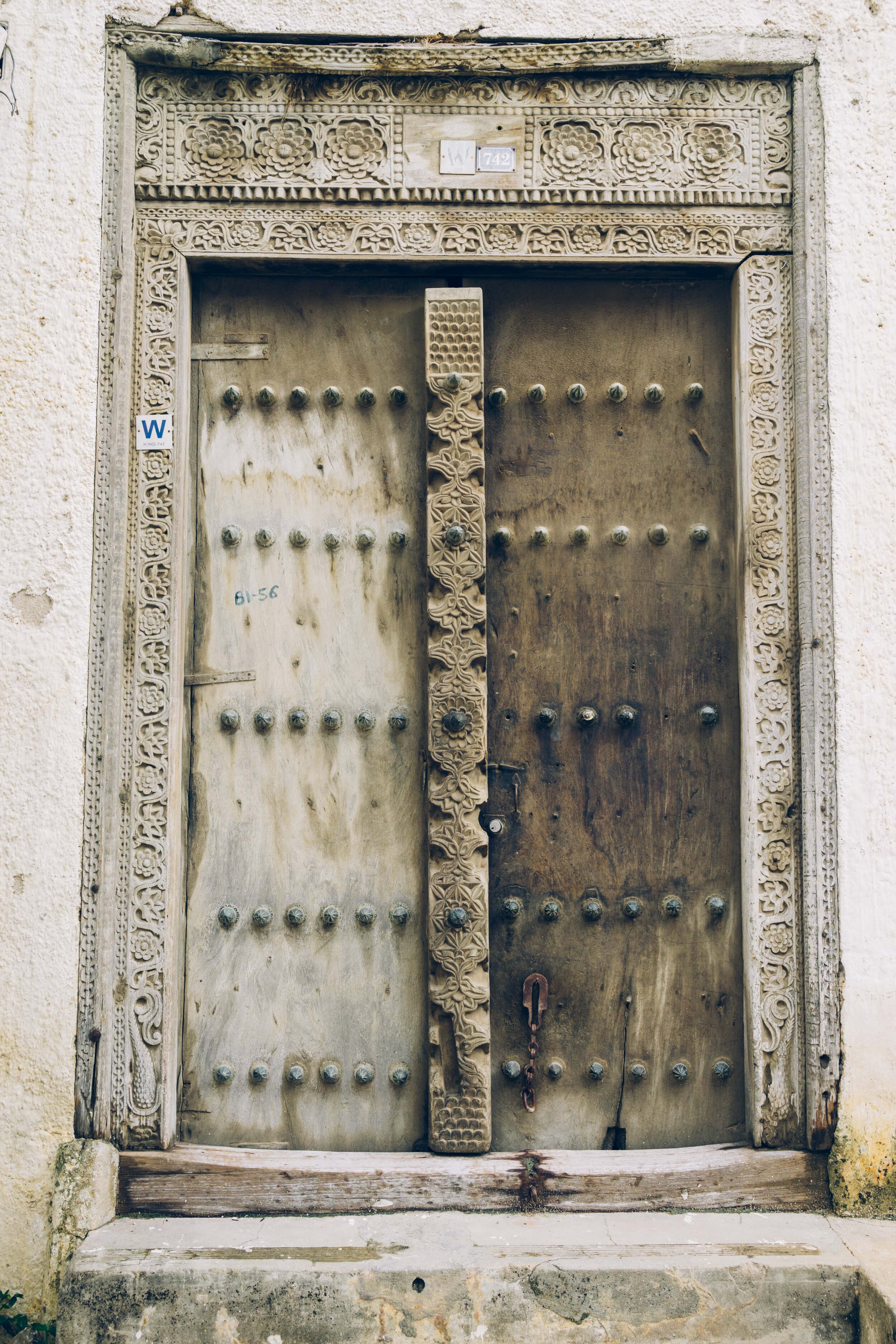 Doors of Stone Town in Zanzibar: 7 reviews and 29 photos