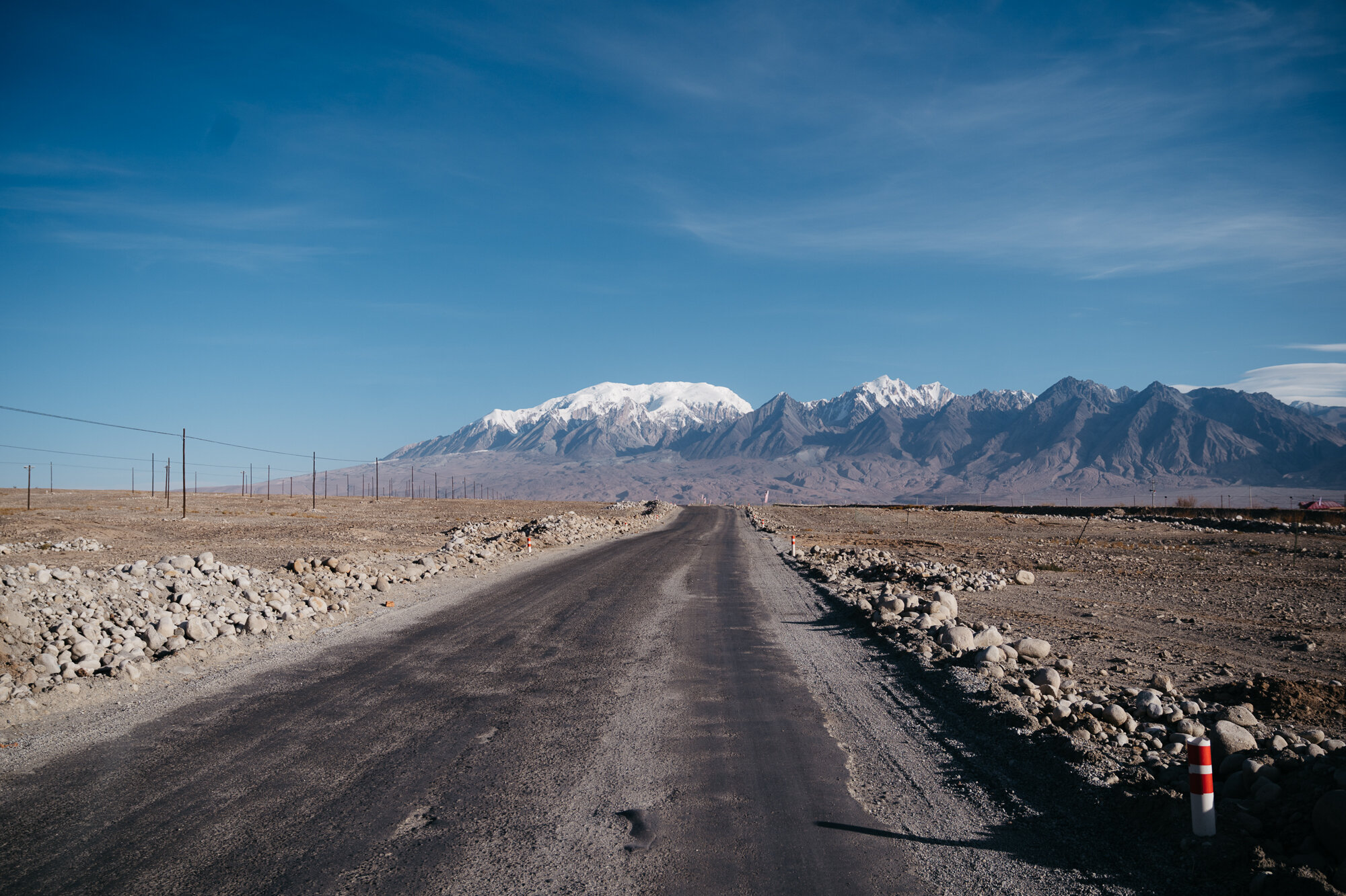  Leaving Tashkurgan, the first Chinese town after crossing the border from Pakistan, on route to Kashgar. 