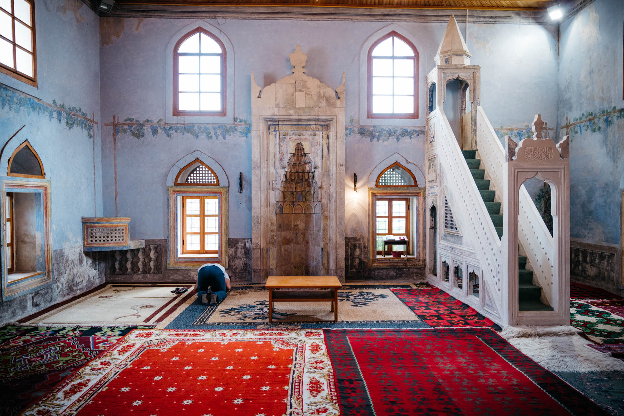  A man at prayer inside the Hadži Kurt Mosque 