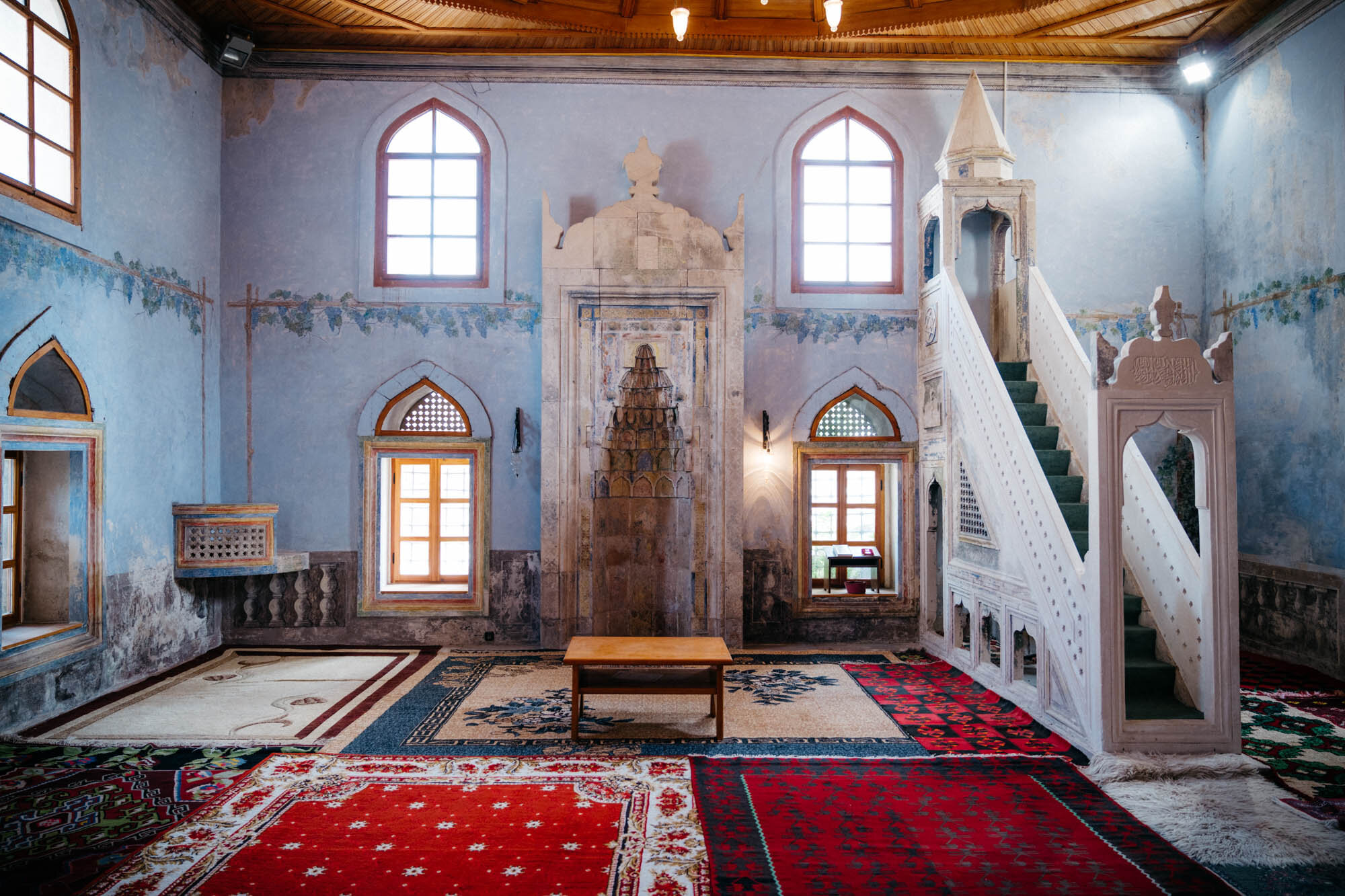  Inside the Hadži Kurt Mosque 
