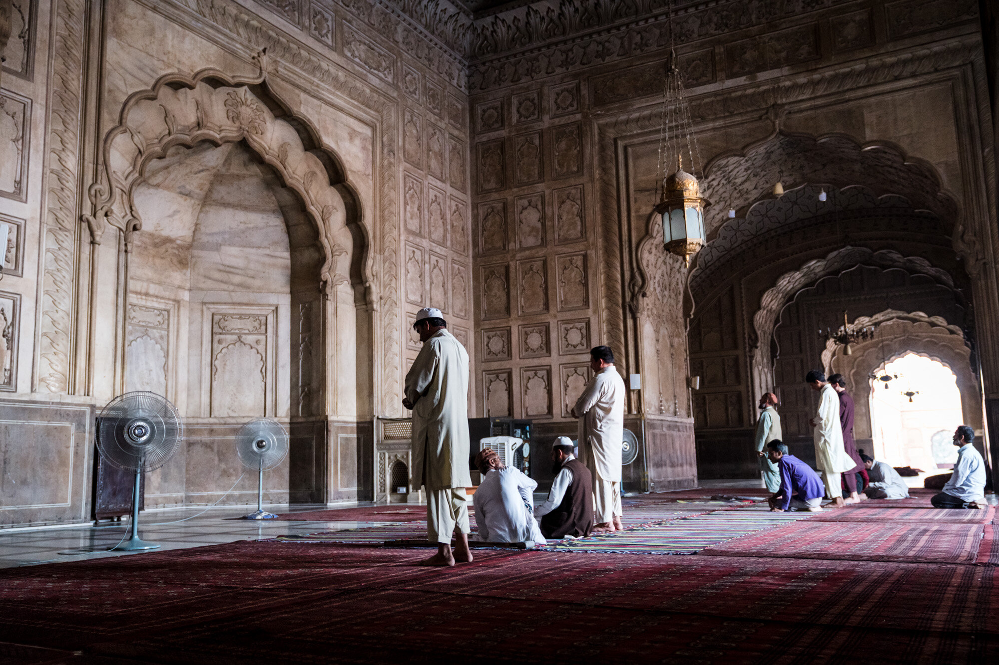  Praying before the Mihrab 