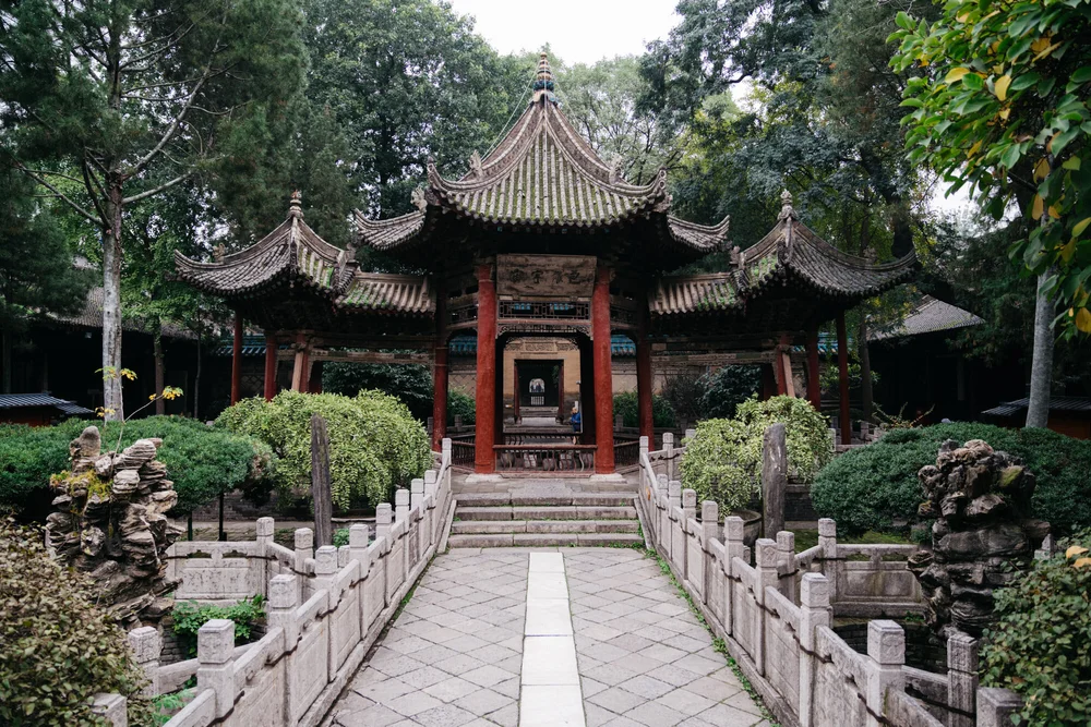  Entrance to the Great Mosque of Xian. The mosque was built in 742 A.D. under the reign of Emperor Xuanzong Li Longji of the Tang dynasty. 