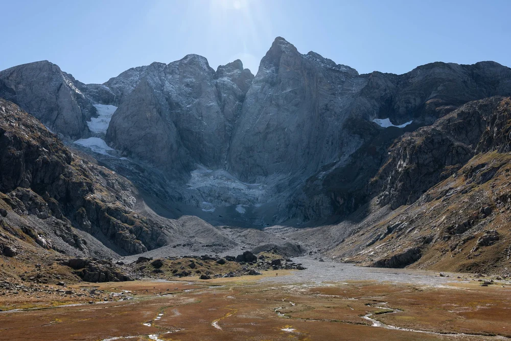  We stopped for lunch here admiring the view for a while 