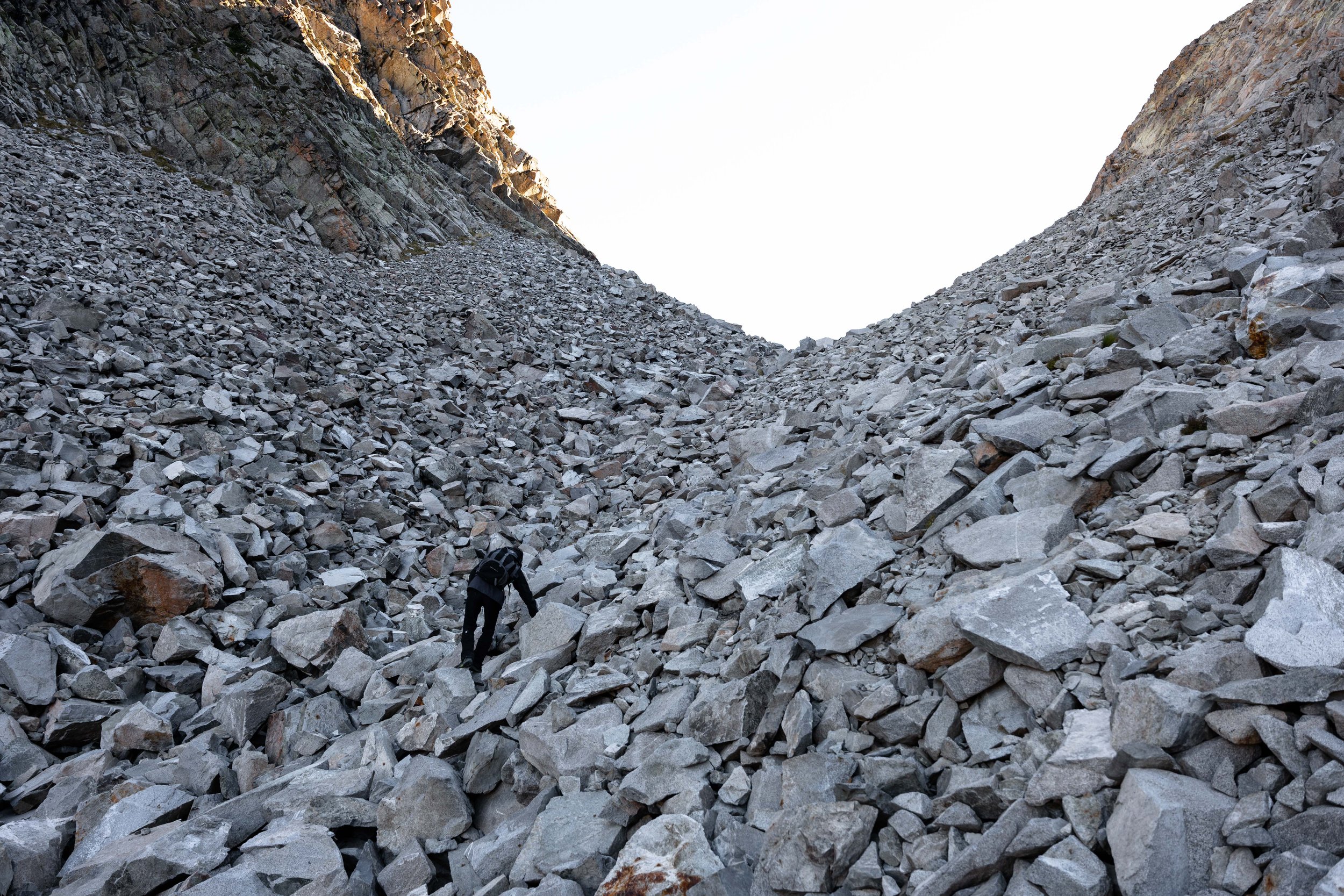  Most of the morning was spent negotiating this massive boulder field. It was tough and we were both hoping that it would end on the other side of this pass… 