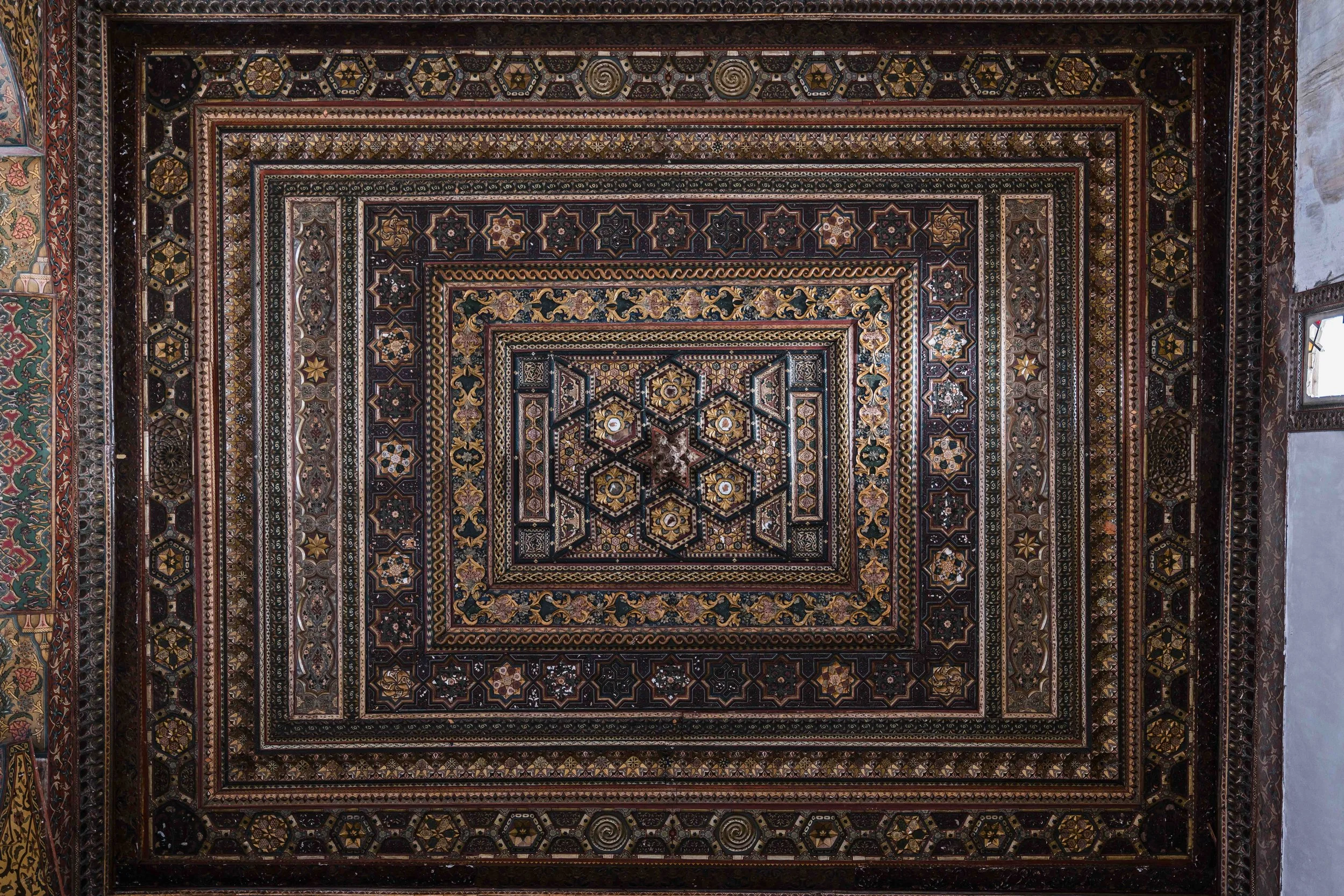  Ceiling details from the Throne Hall 