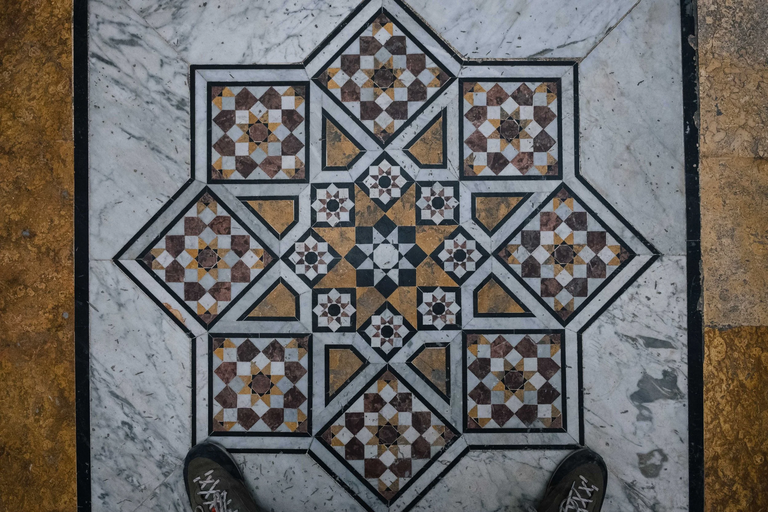  Islamic geometric designs and mosaics decorate the hammam 