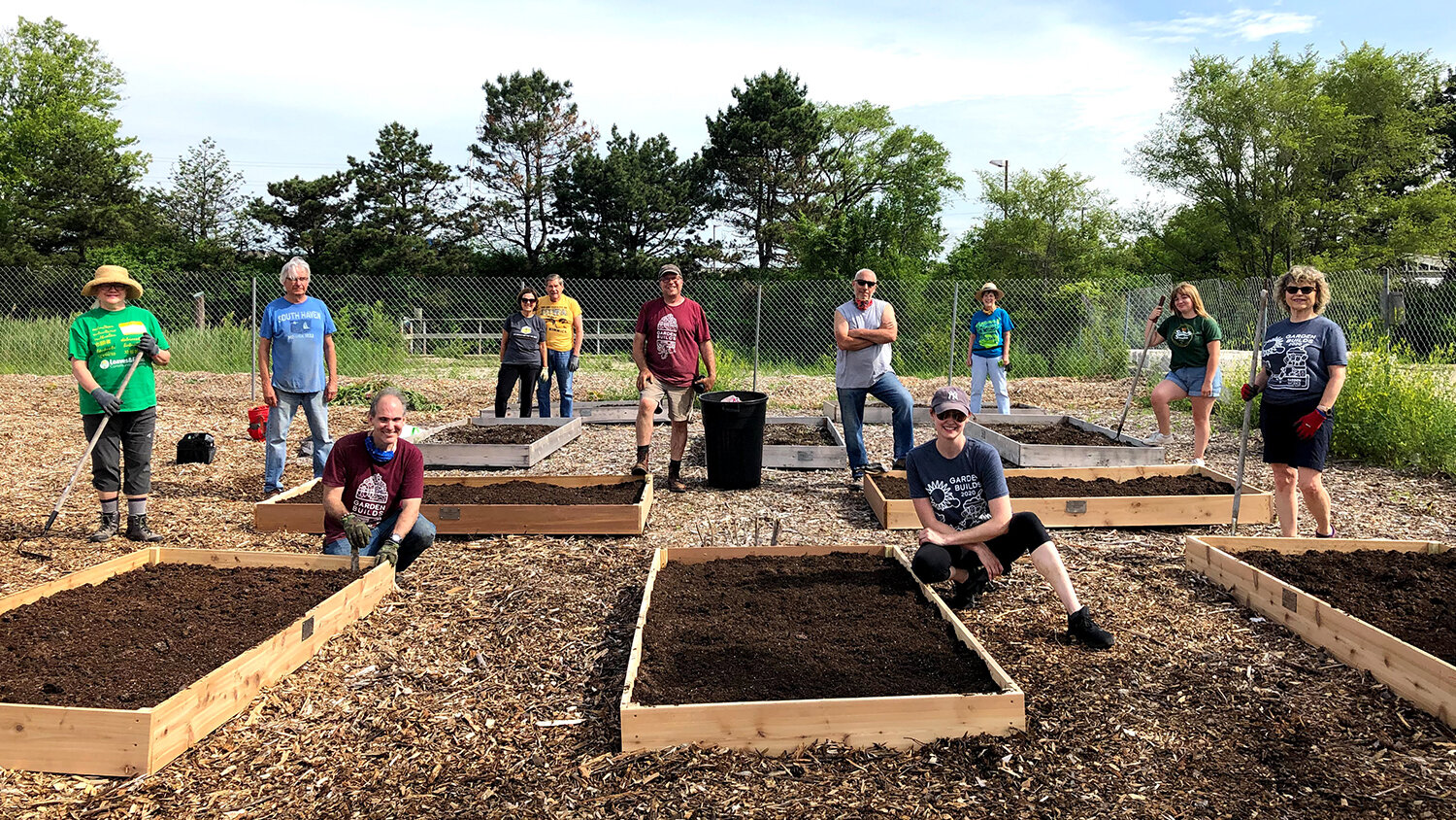  This year, despite the challenges of COVID-19 and the social distancing requirements of the state, The GardenWorks Project gathered a small team of volunteers to help install and prepare for a community garden in Naperville. All proceeds of the gard