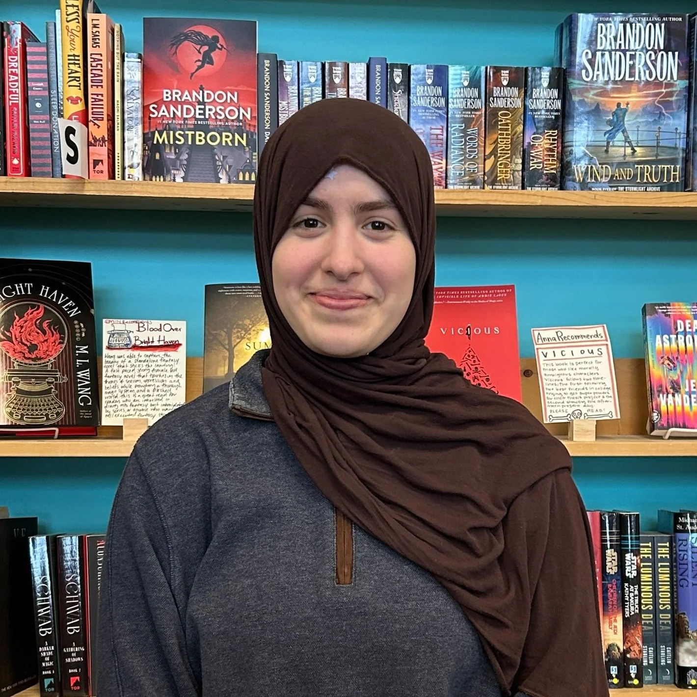 A photo of Reyen in the bookstore.